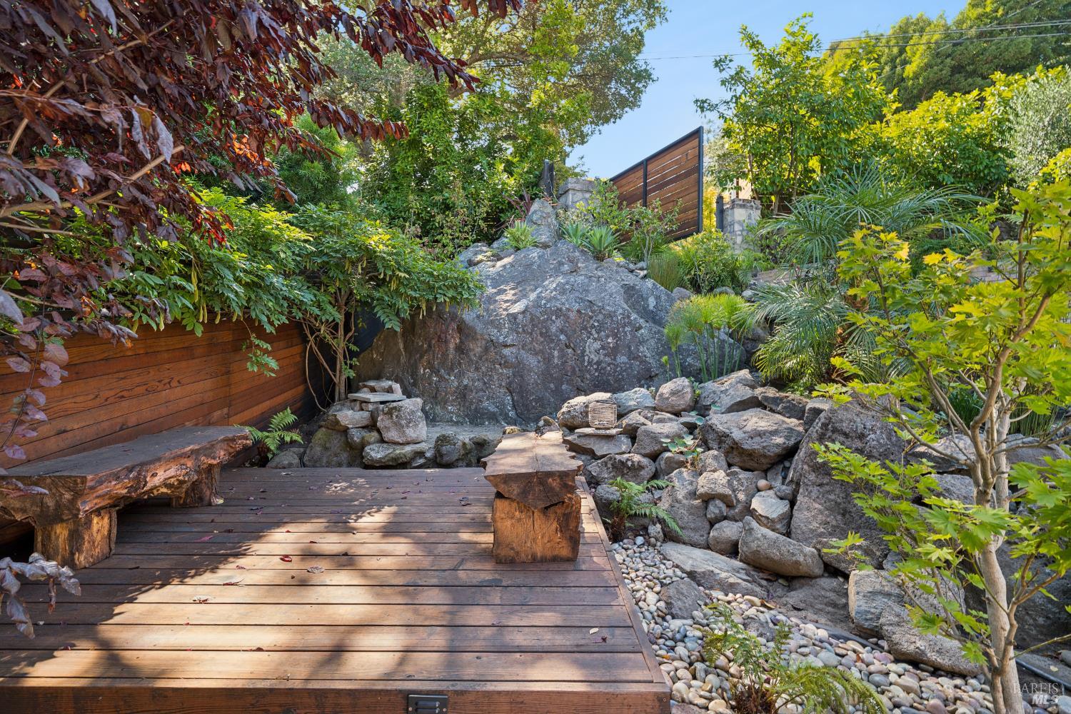 5030 Paradise Drive
