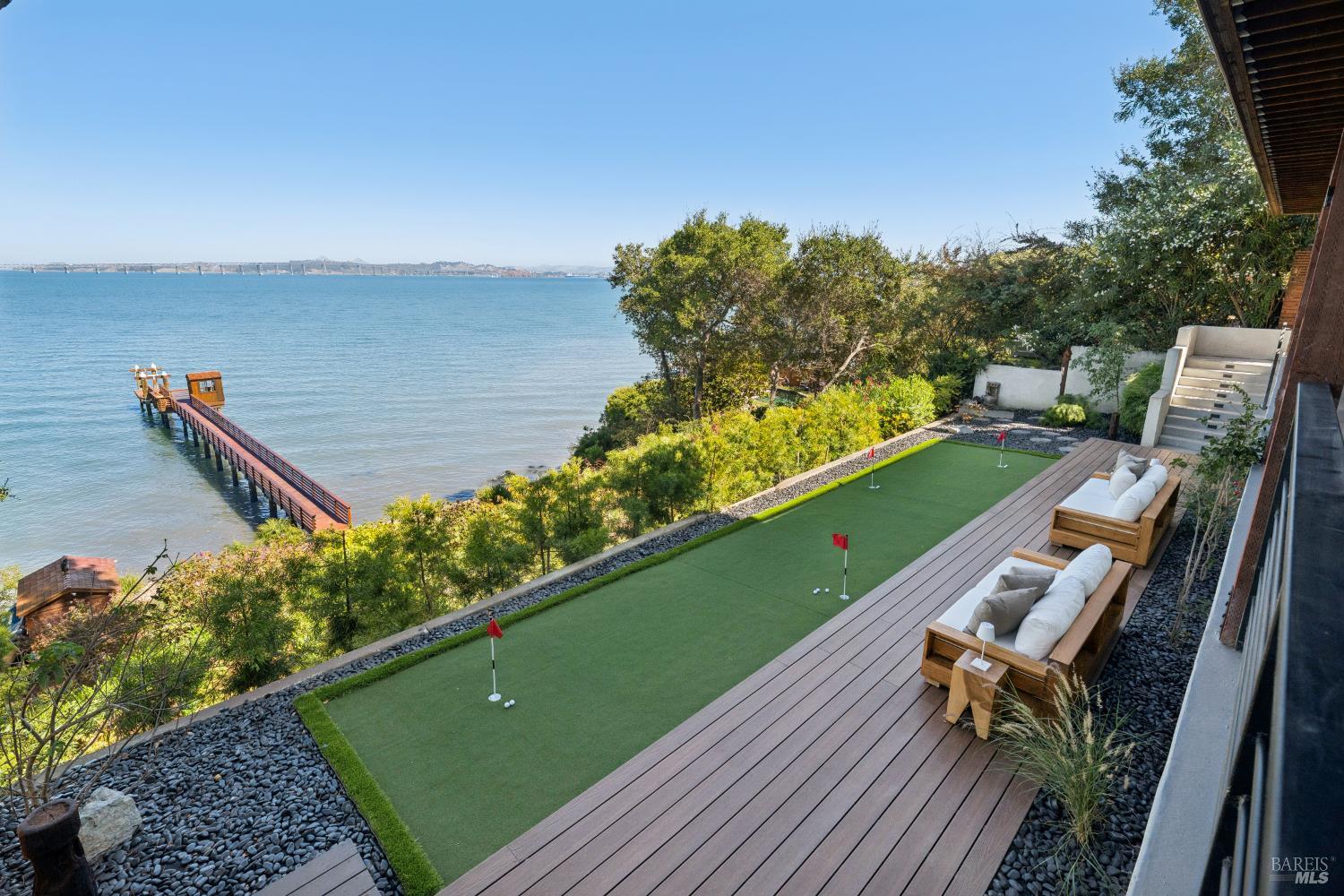 5030 Paradise Drive