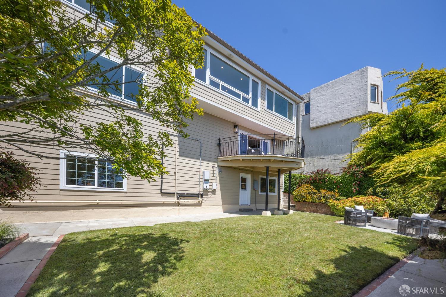 850 Darien Way