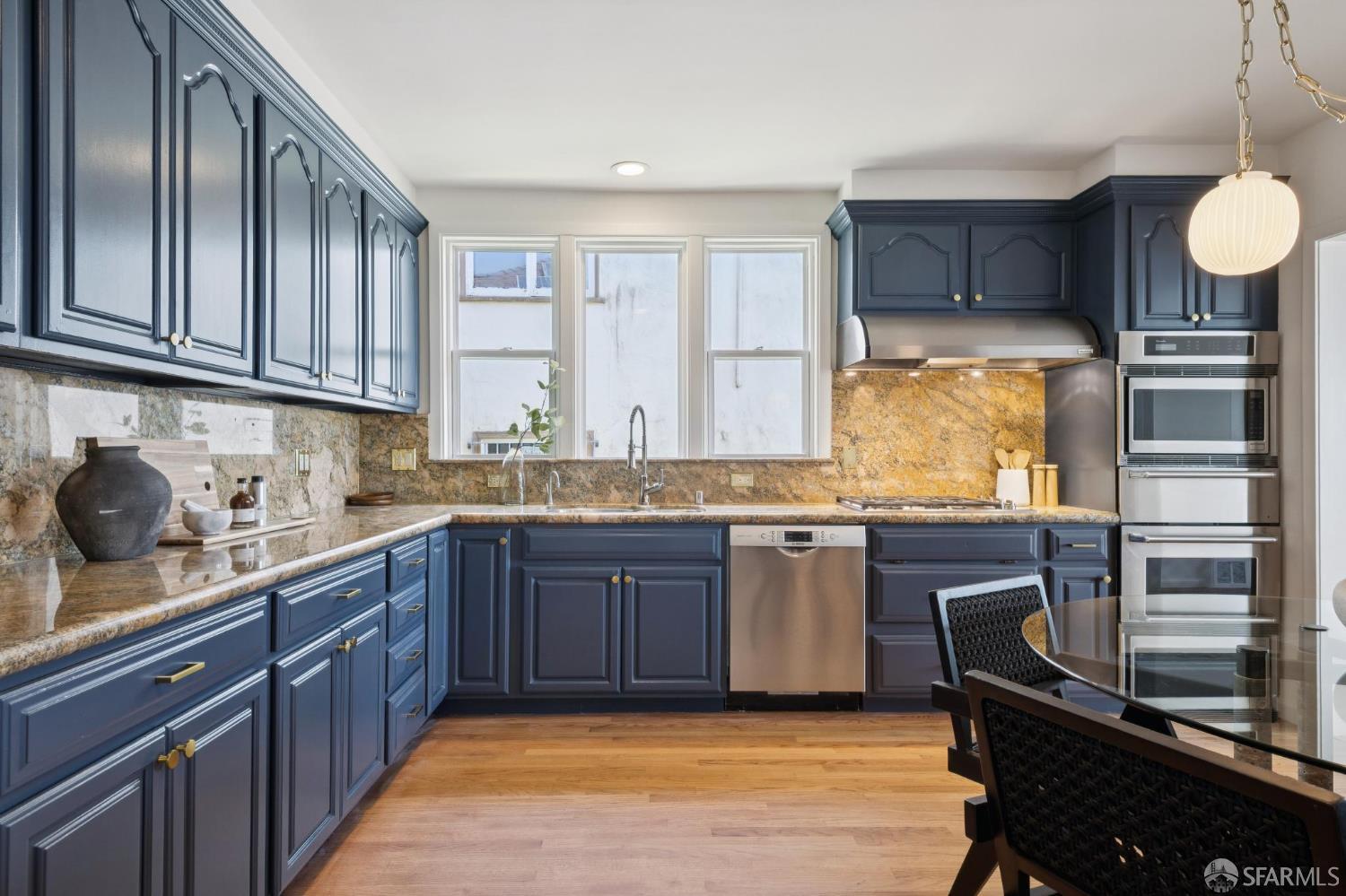 850 Darien Way