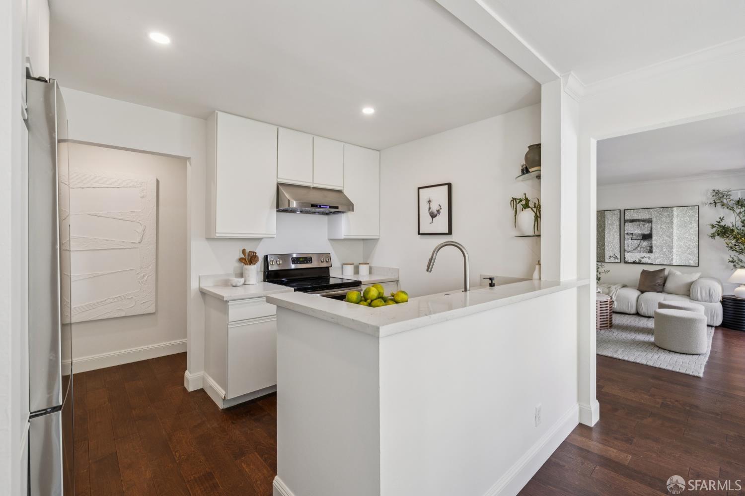 3044 Franklin Street # 202
