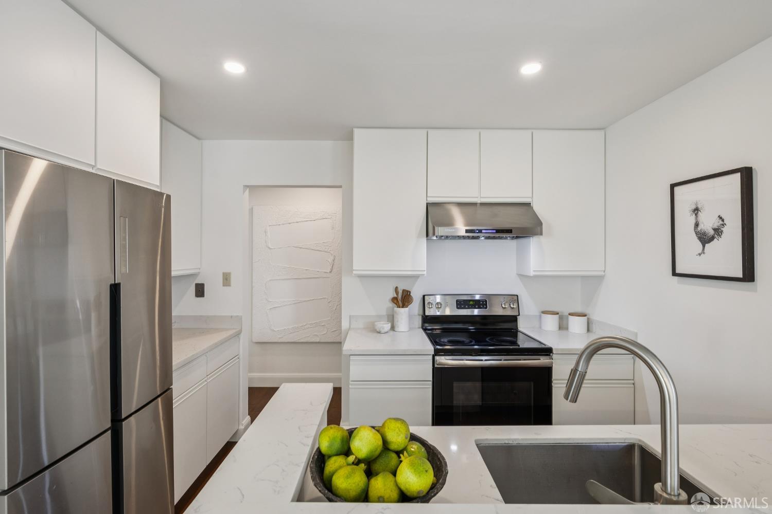 3044 Franklin Street # 202