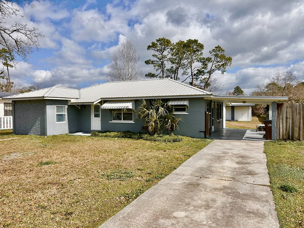 617 Garrison Ave, Port St. Joe 32456