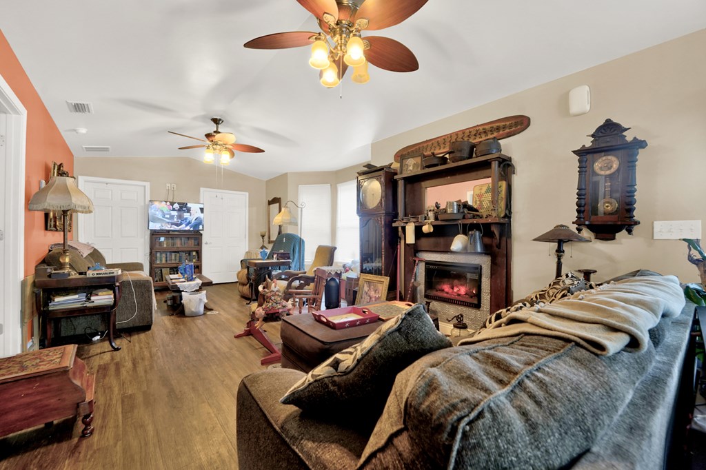 411 Ling St, Port St. Joe 32456