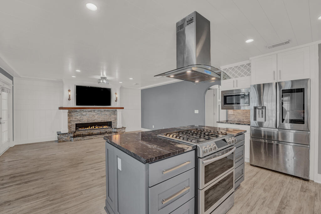 1916 Forest Park Ave, Port St. Joe 32456