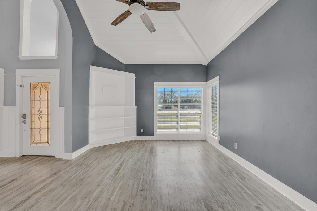 1916 Forest Park Ave, Port St. Joe 32456