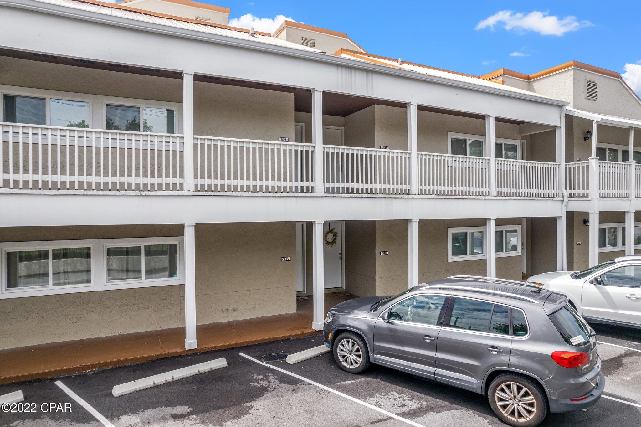 1320 E Hwy 98 Bus 103