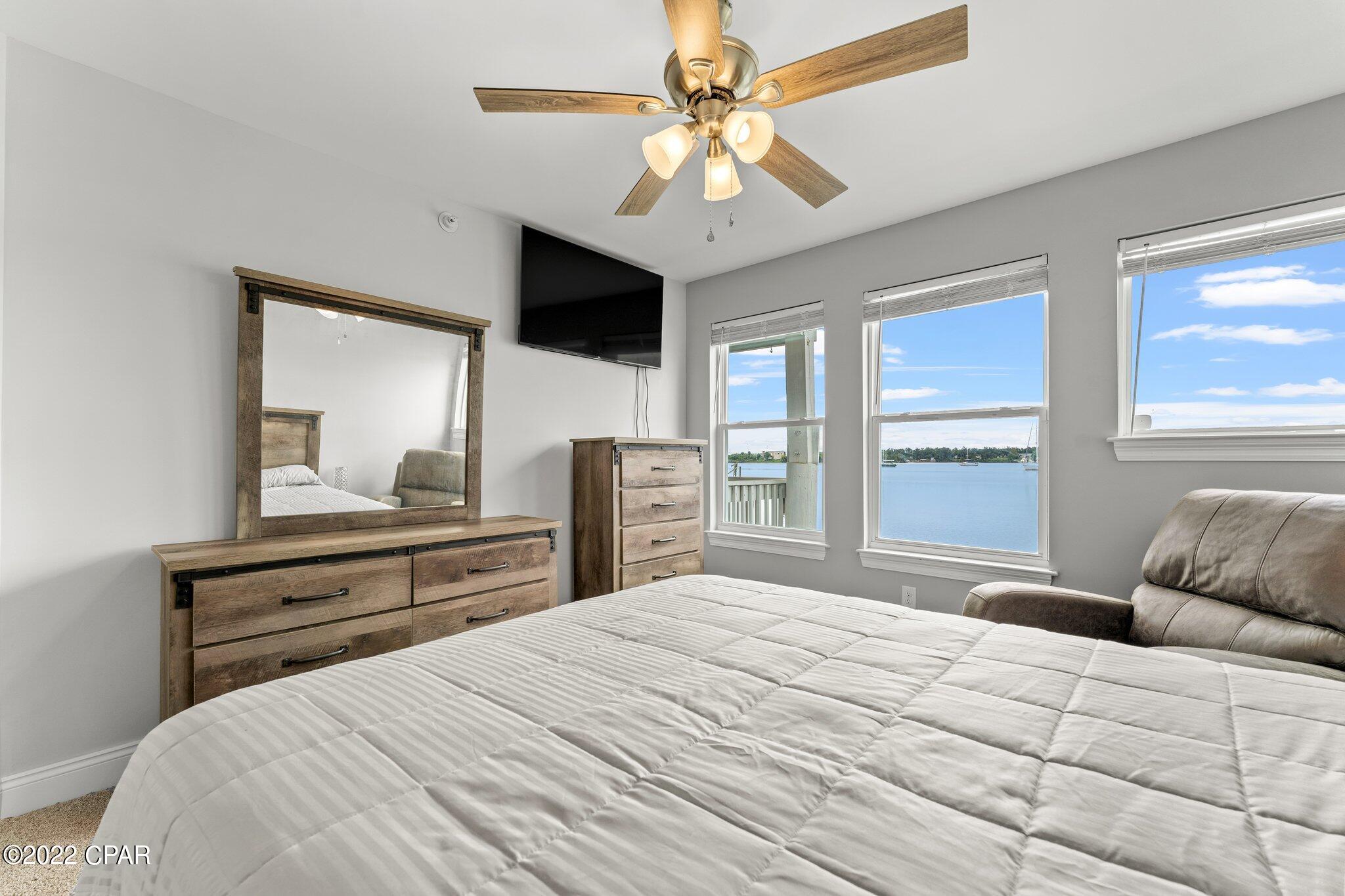 1320 E Hwy 98 Bus 103