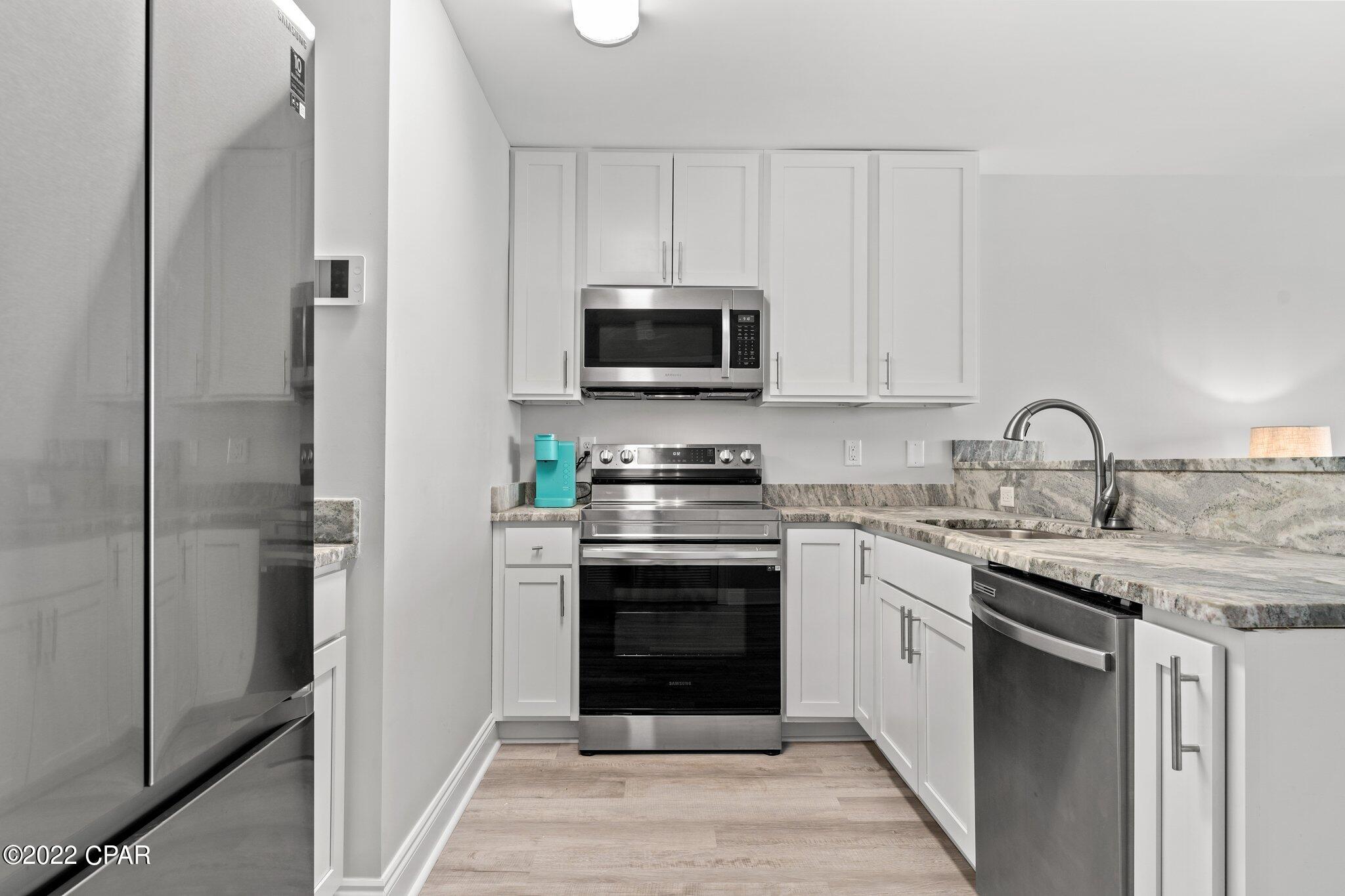 1320 E Hwy 98 Bus 103