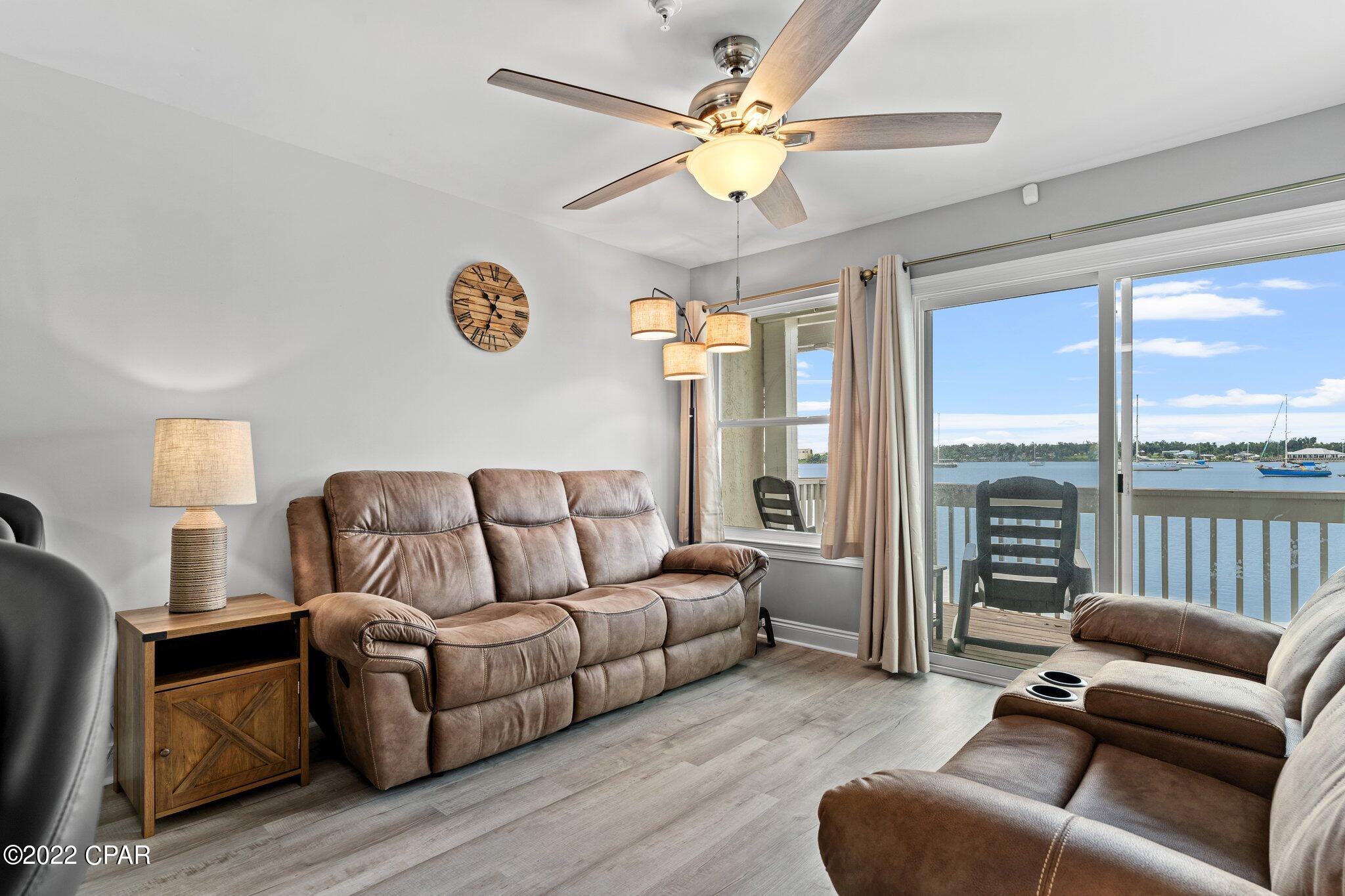 1320 E Hwy 98 Bus 103