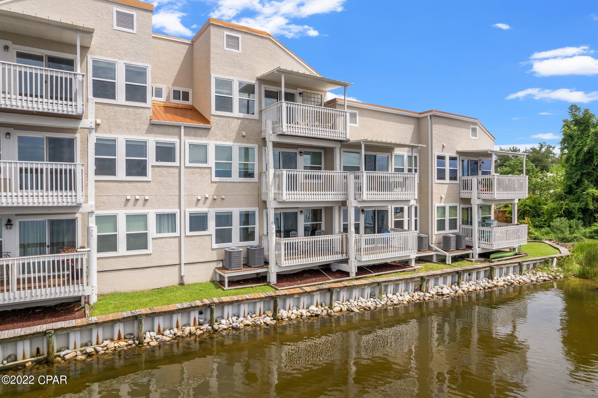 1320 E Hwy 98 Bus 103