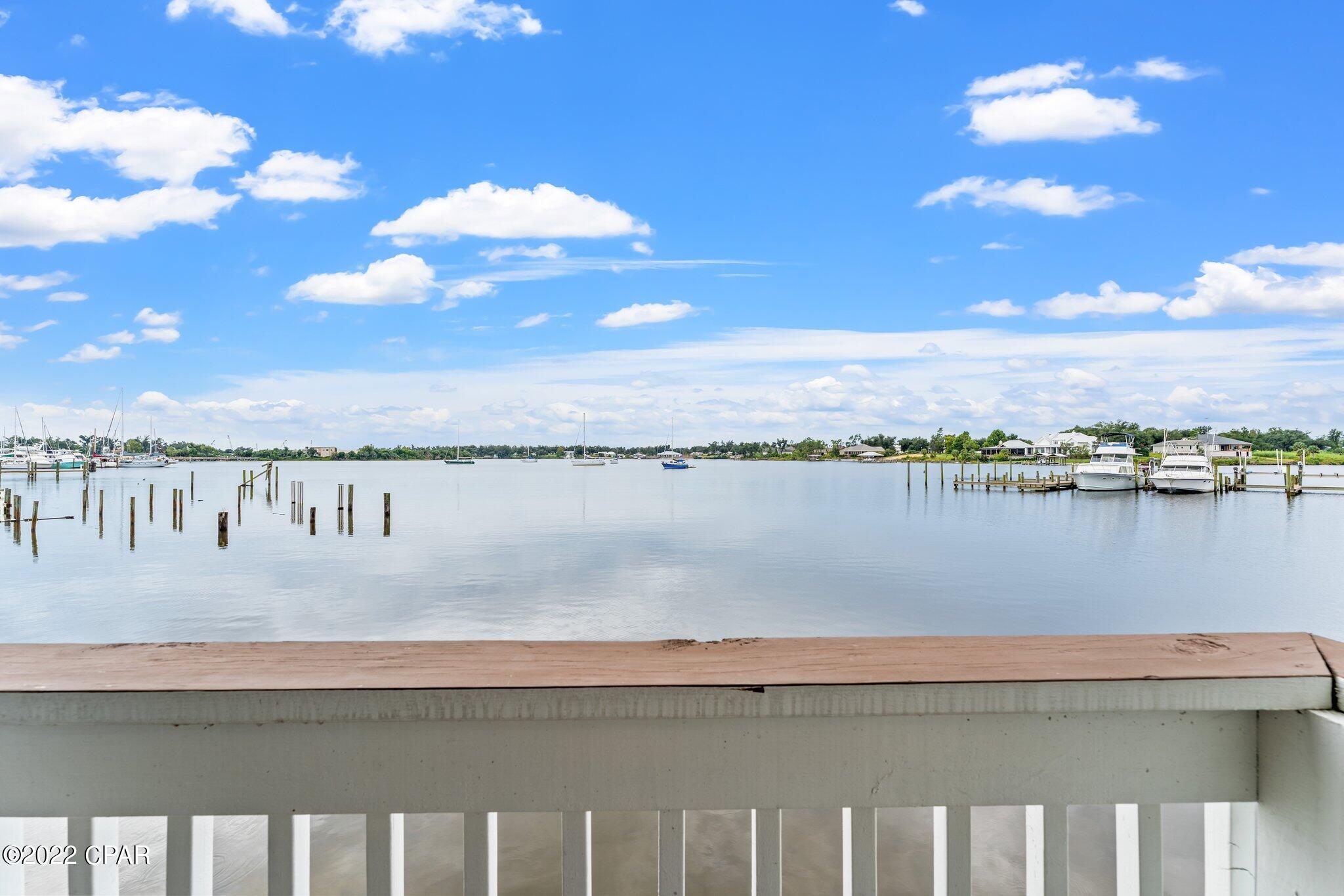 1320 E Hwy 98 Bus 103