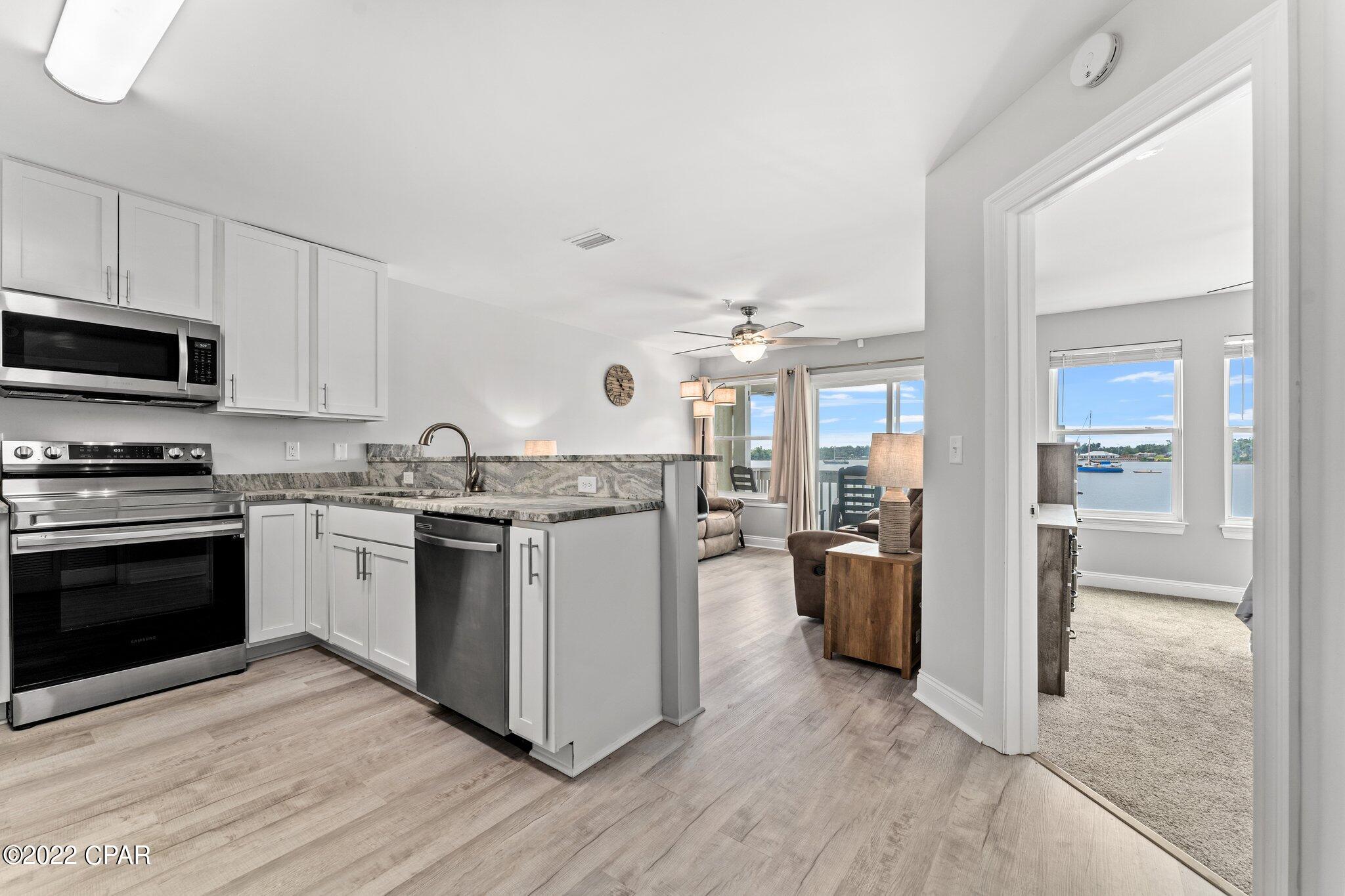 1320 E Hwy 98 Bus 103