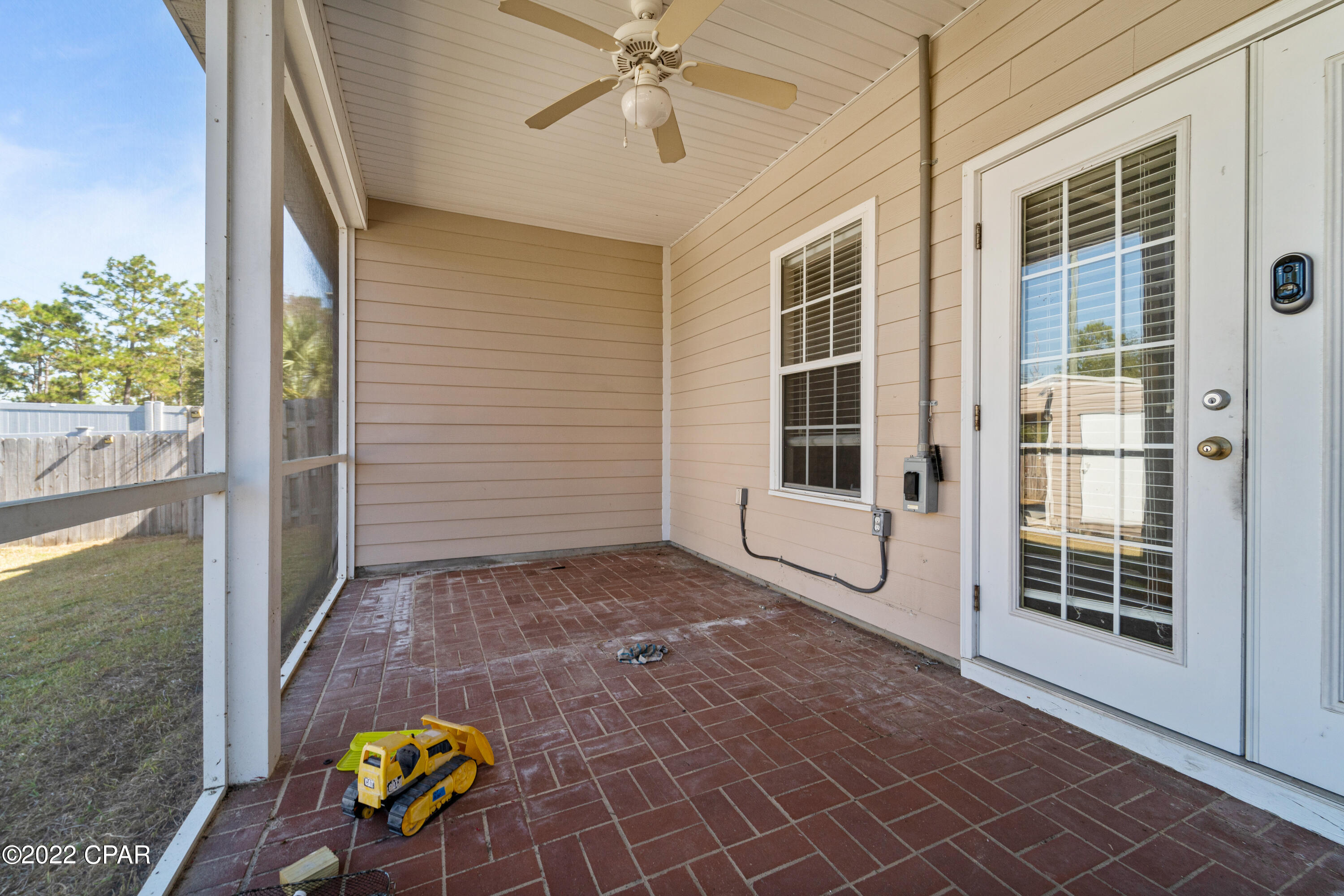 3874 Bricknell Avenue