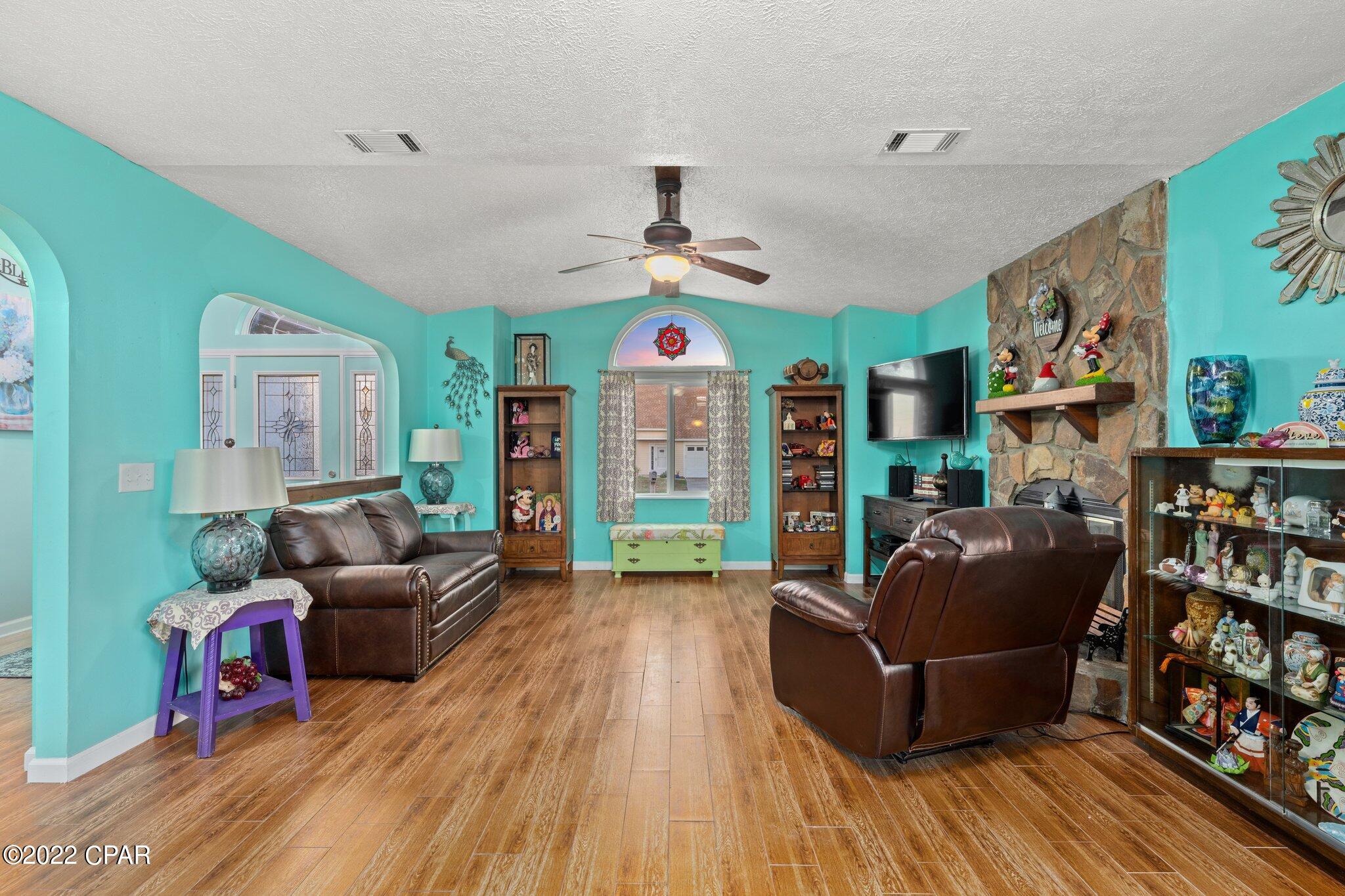 7721 Shadow Bay Drive