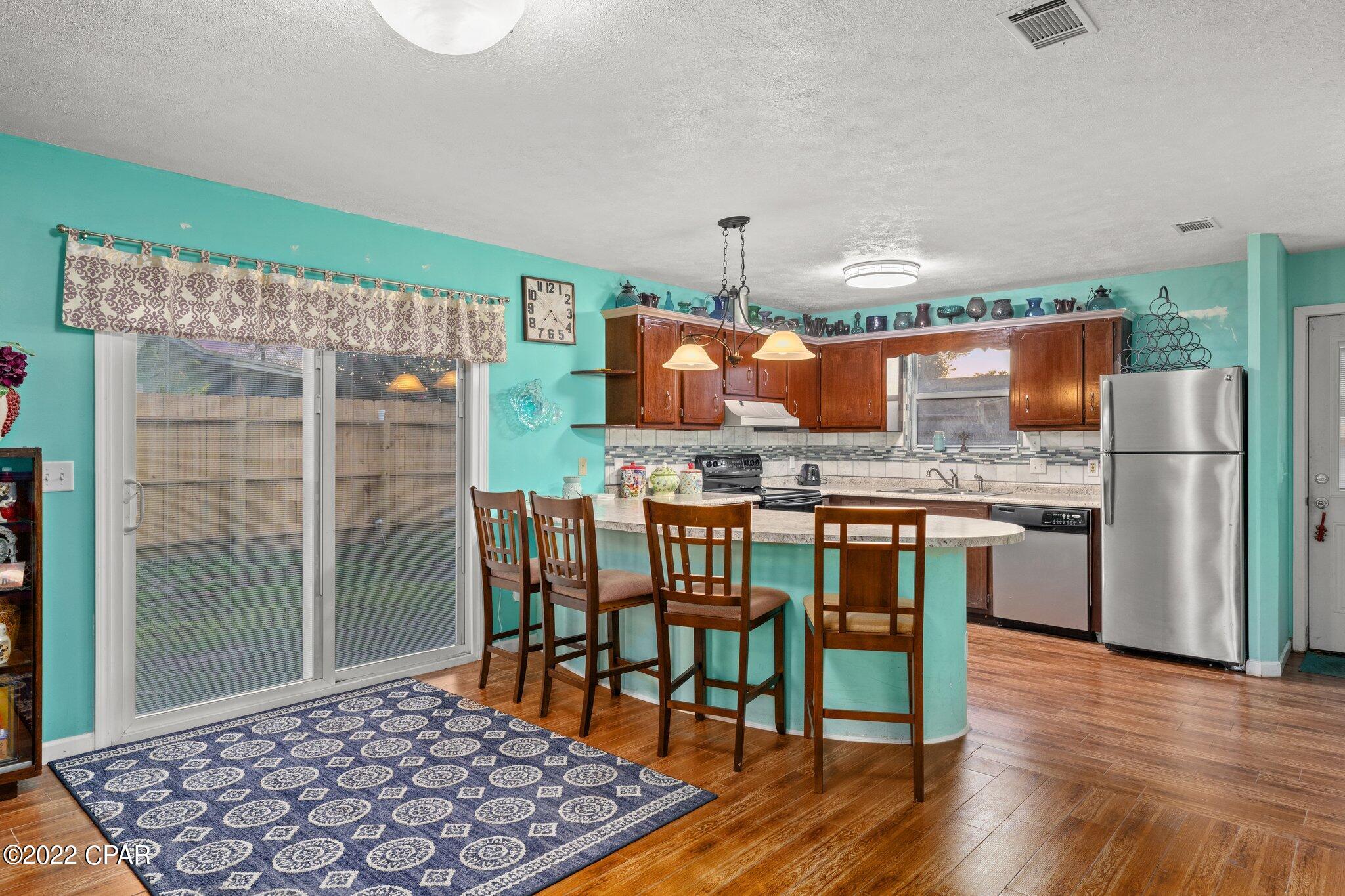 7721 Shadow Bay Drive