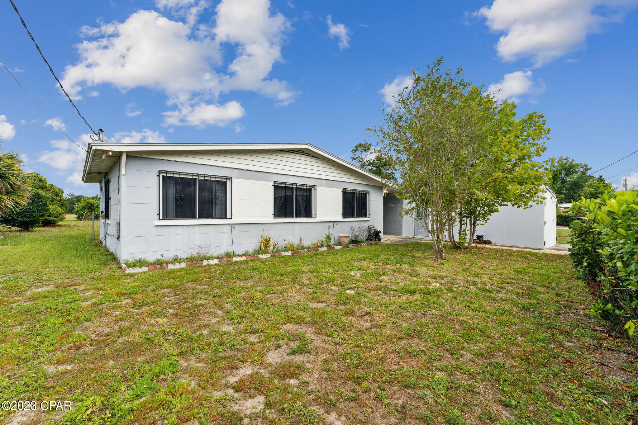 738 N 9th Plaza
