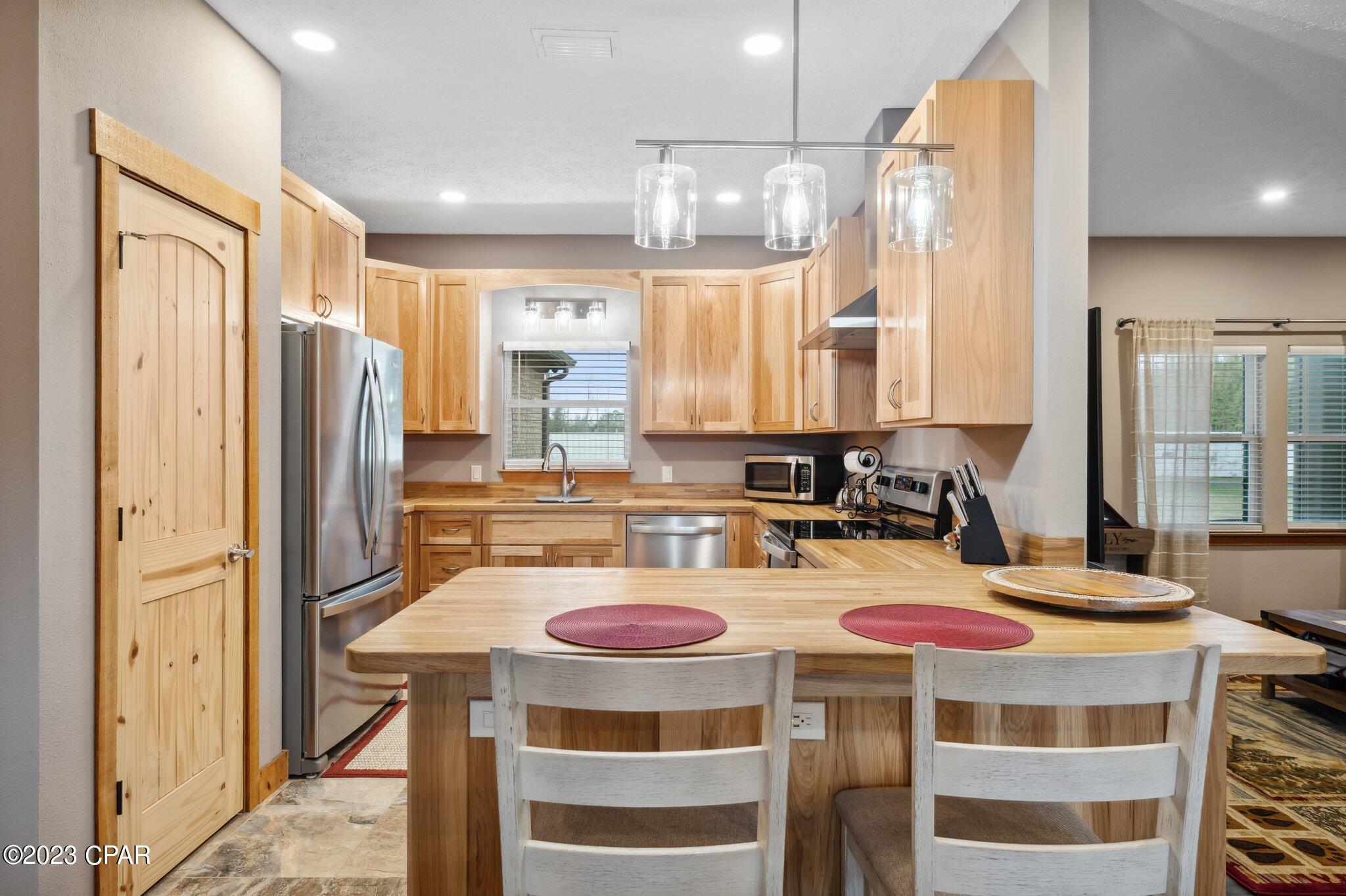 7814 Campflowers Road