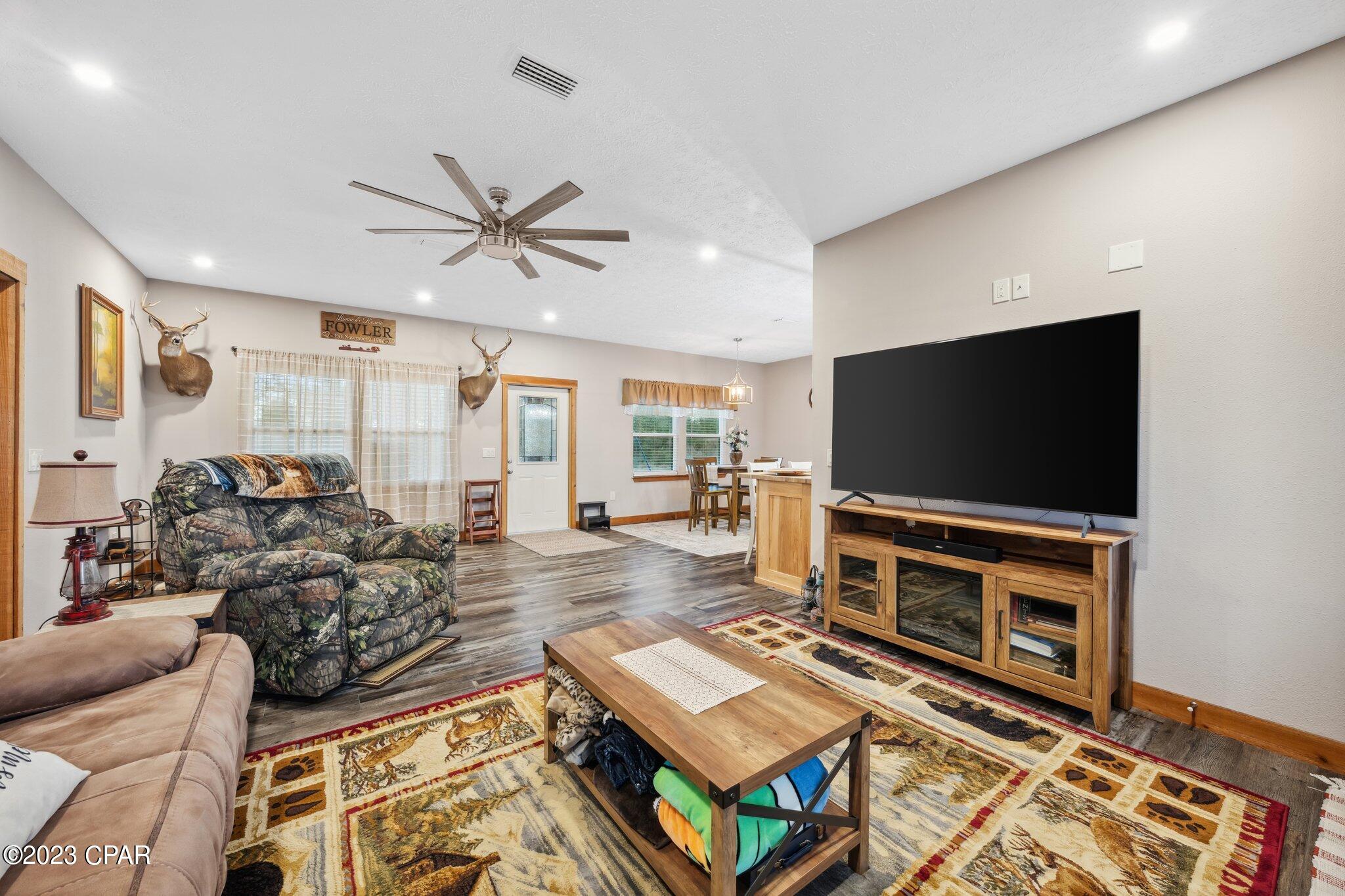 7814 Campflowers Road