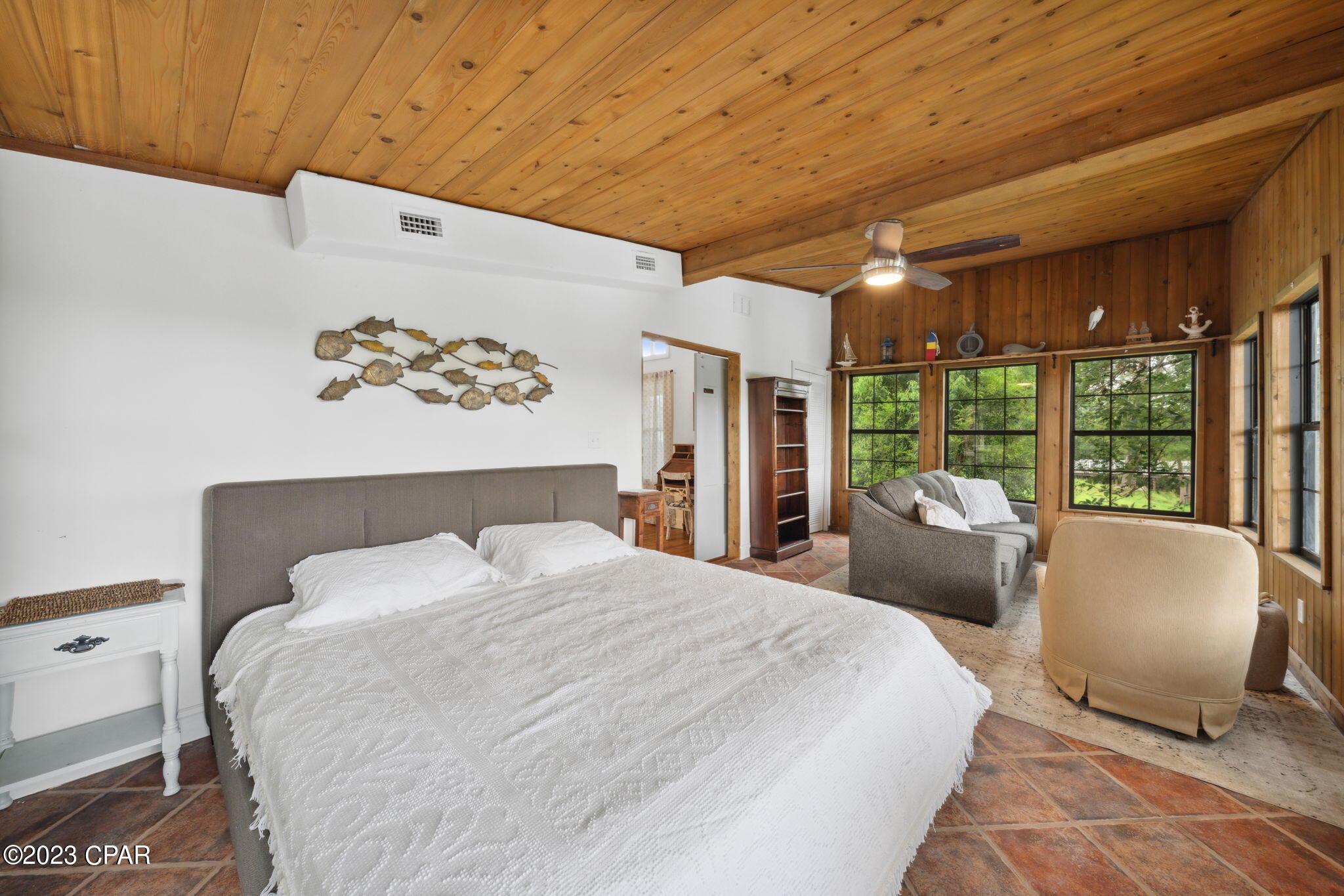 499 Waterview Avenue