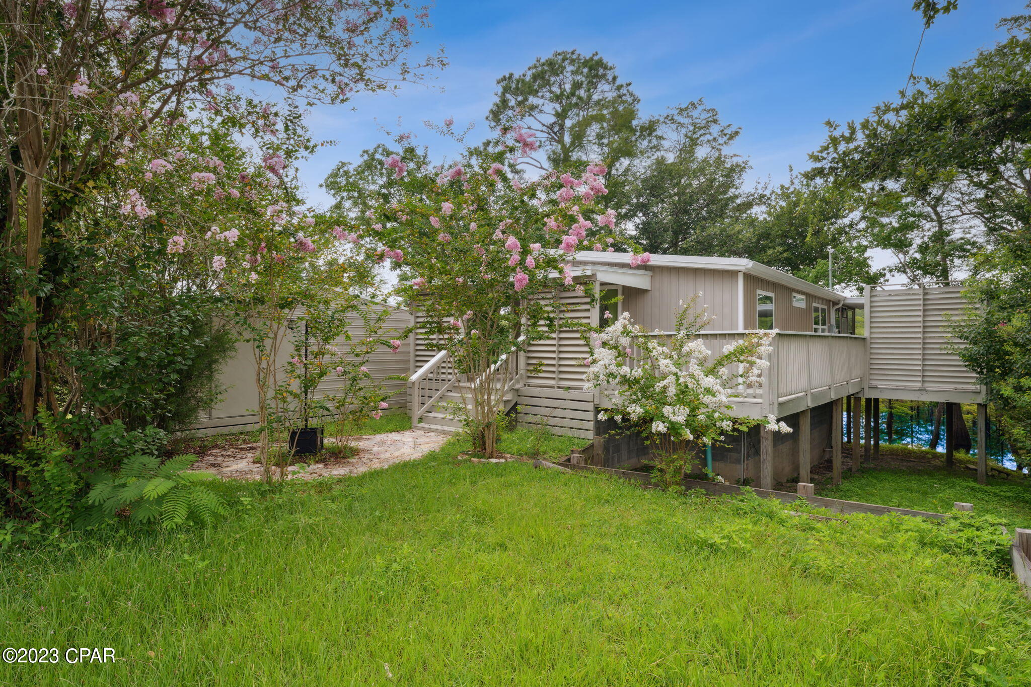 499 Waterview Avenue