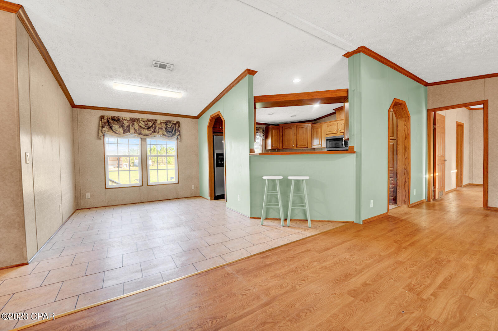 16239 Country Oaks Lane