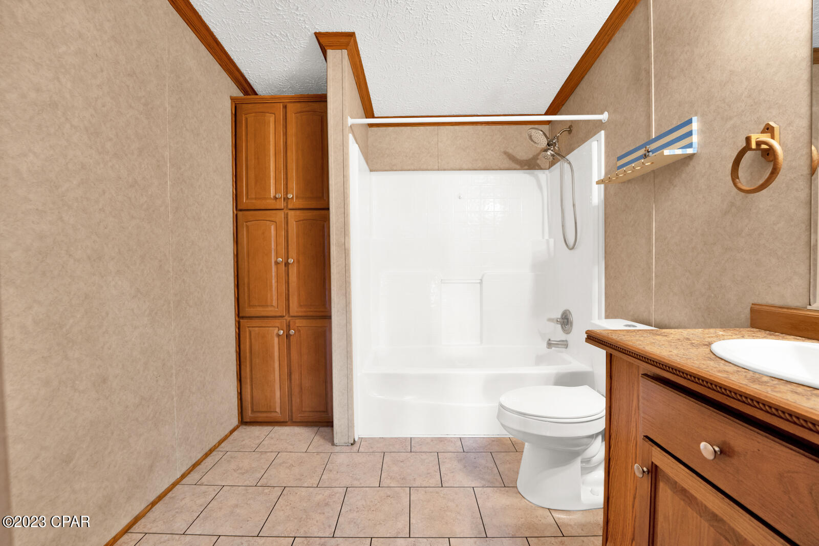 16239 Country Oaks Lane