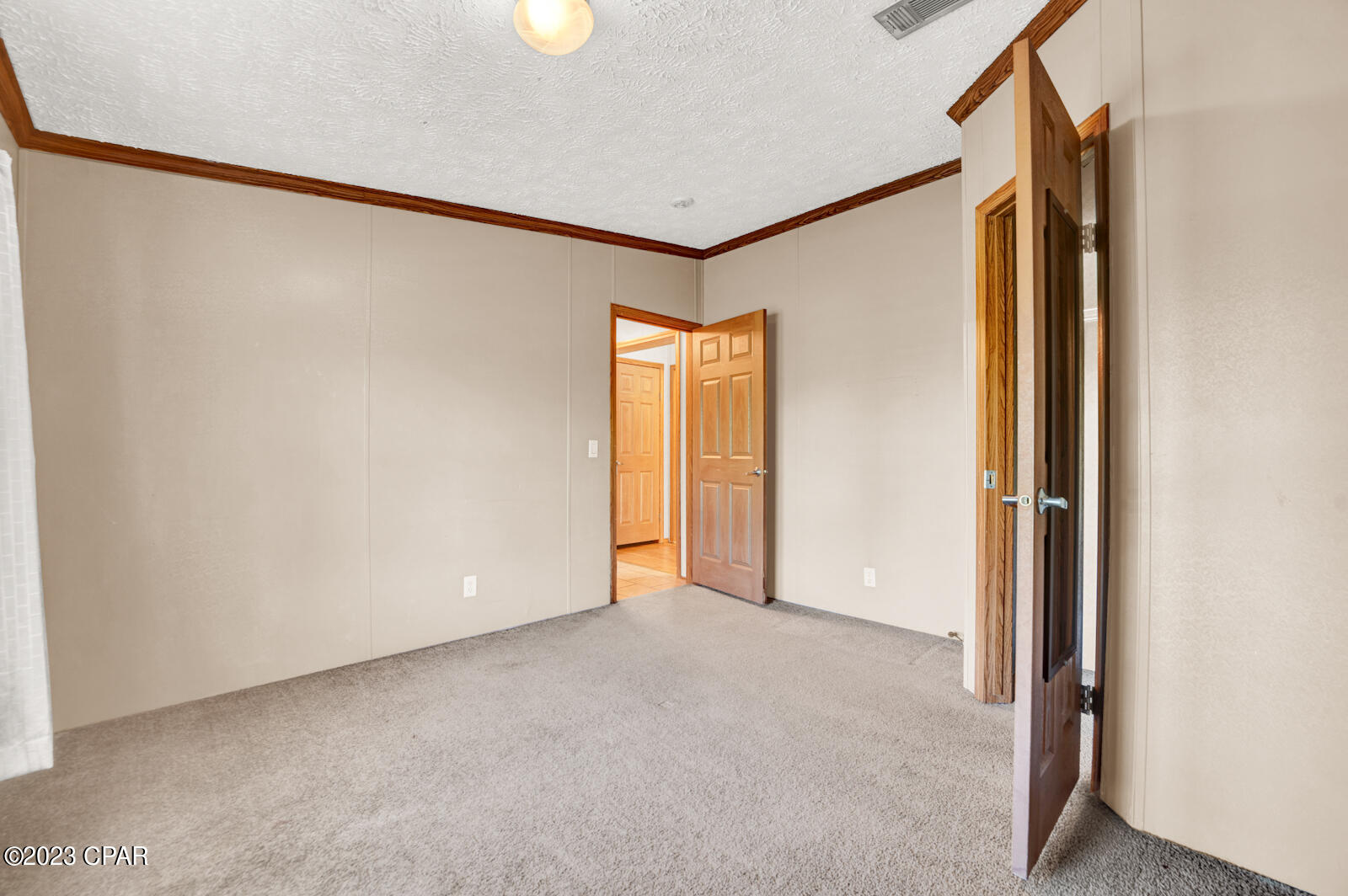 16239 Country Oaks Lane