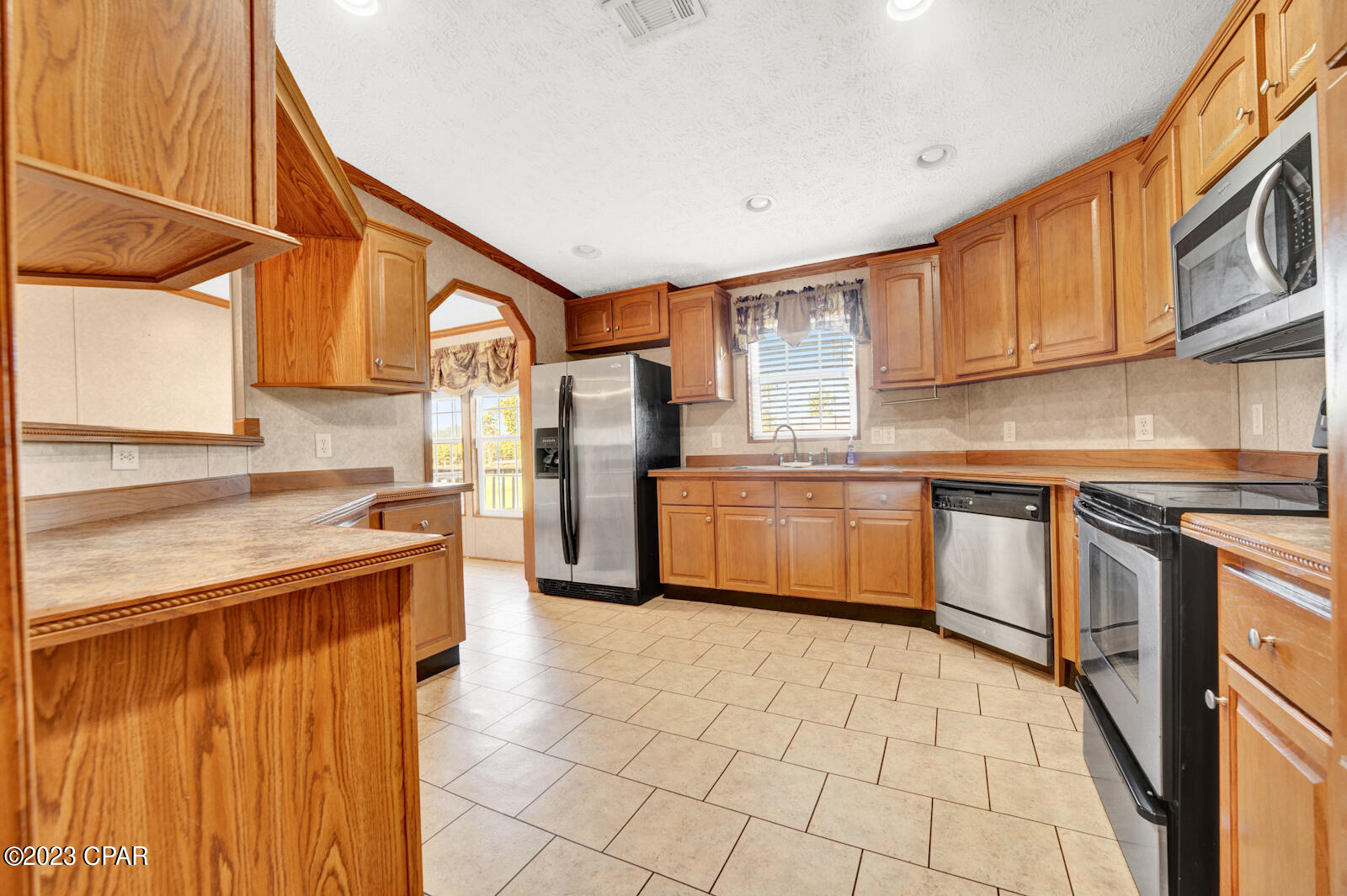 16239 Country Oaks Lane