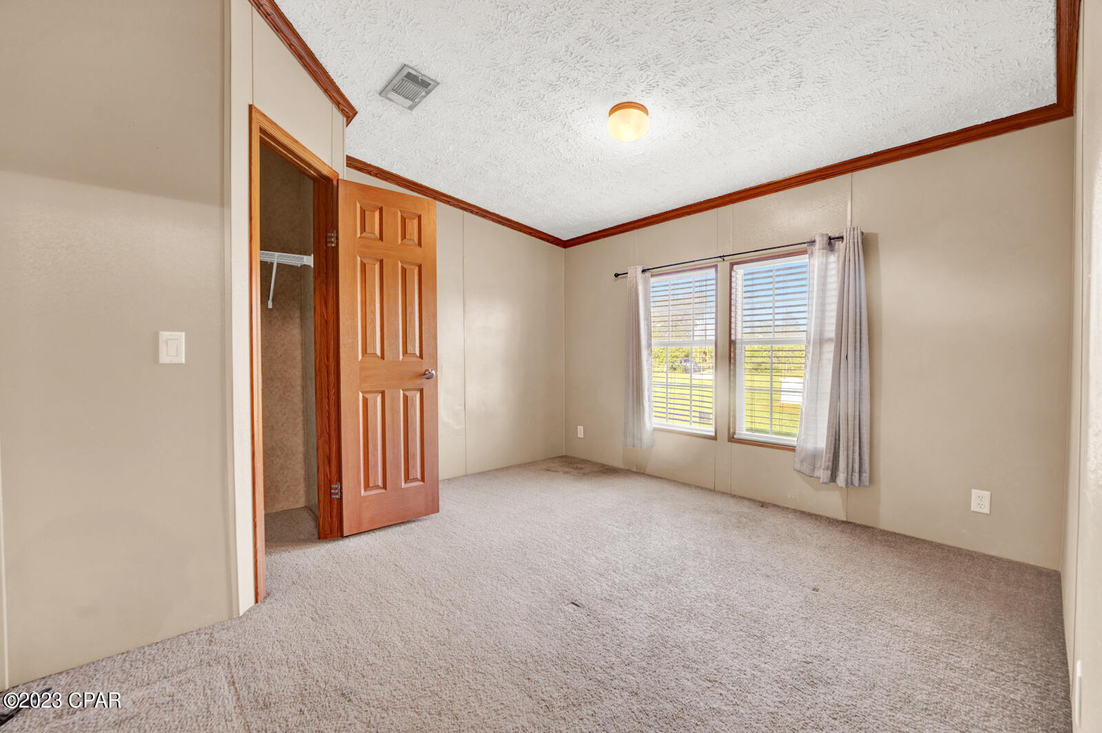 16239 Country Oaks Lane