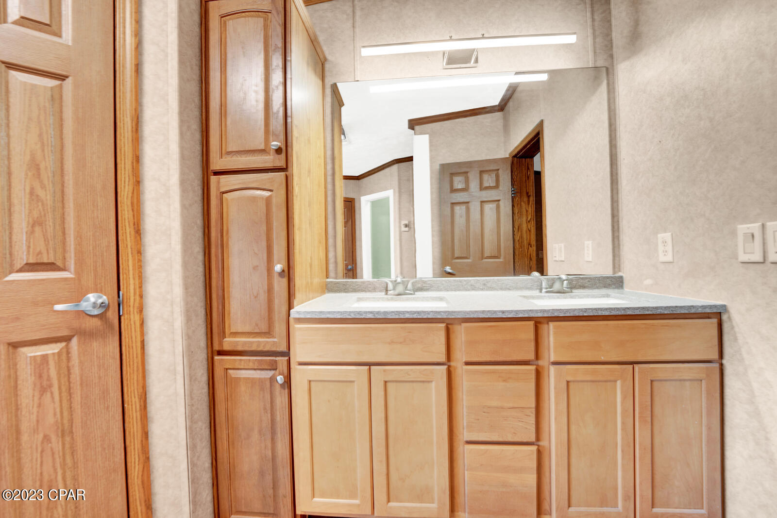 16239 Country Oaks Lane