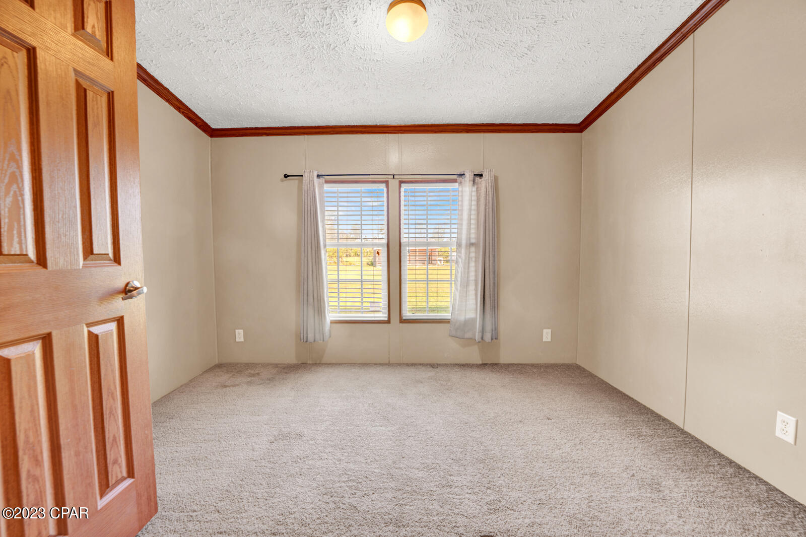 16239 Country Oaks Lane