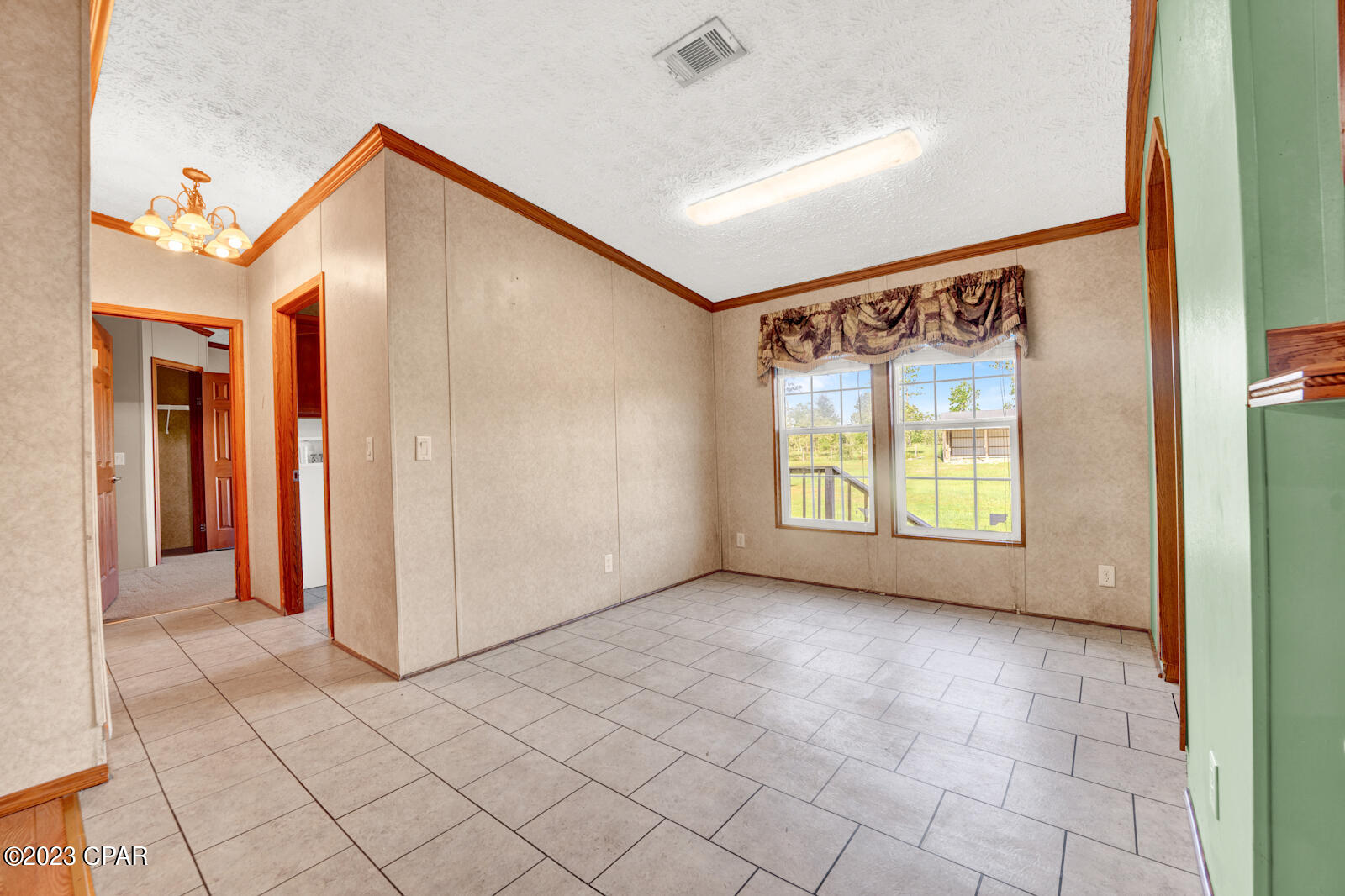 16239 Country Oaks Lane