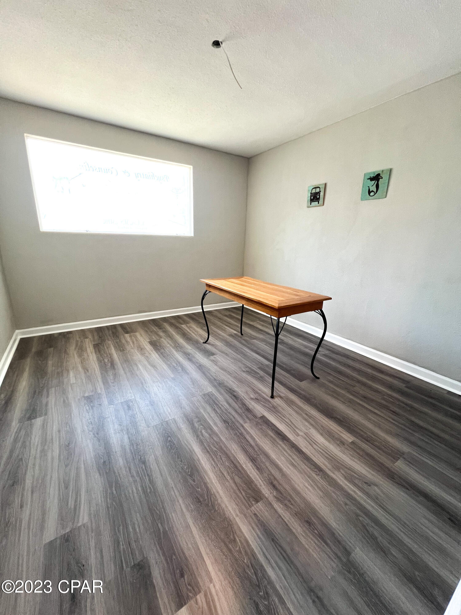 102 Springhill Circle