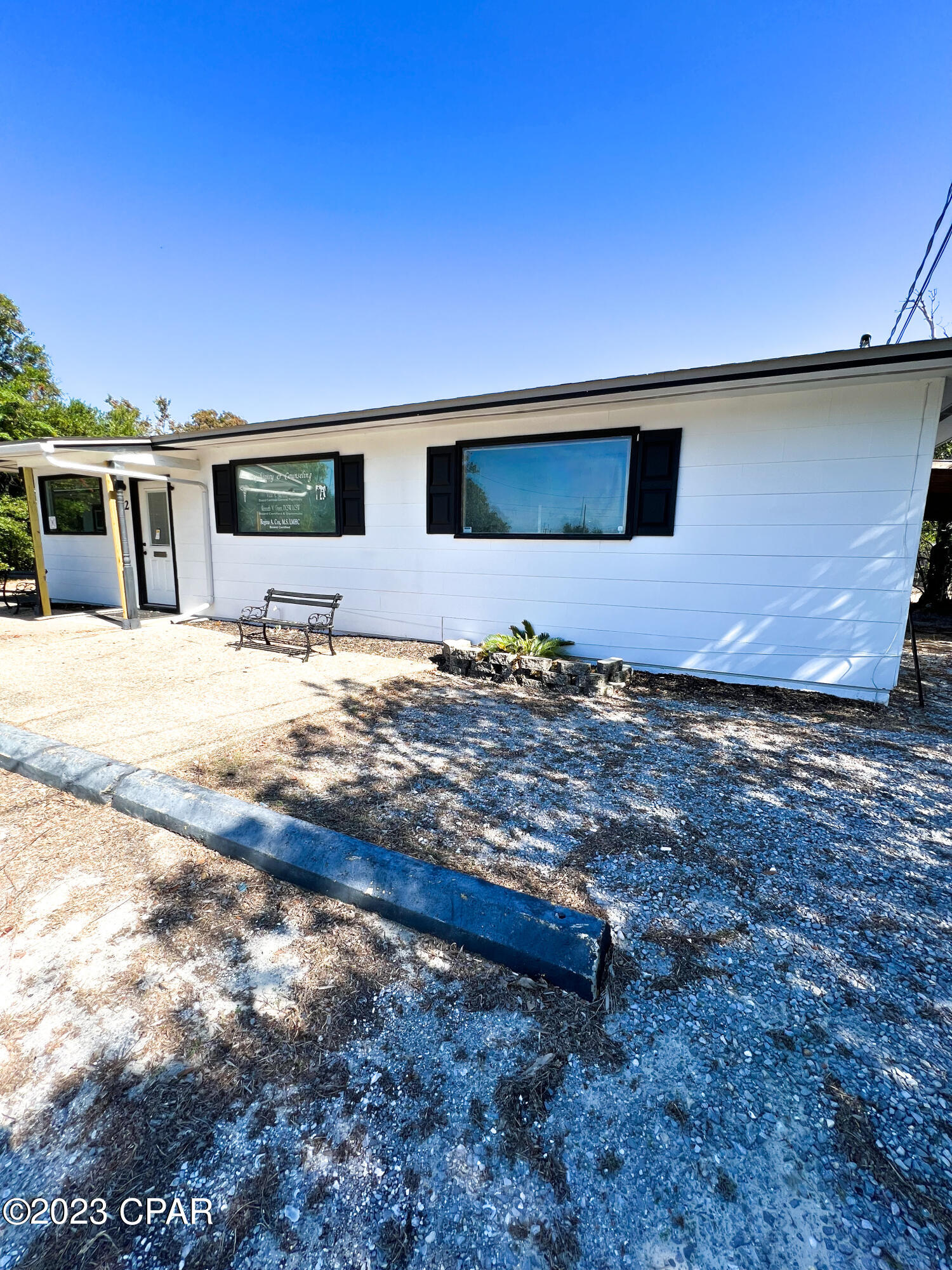 102 Springhill Circle