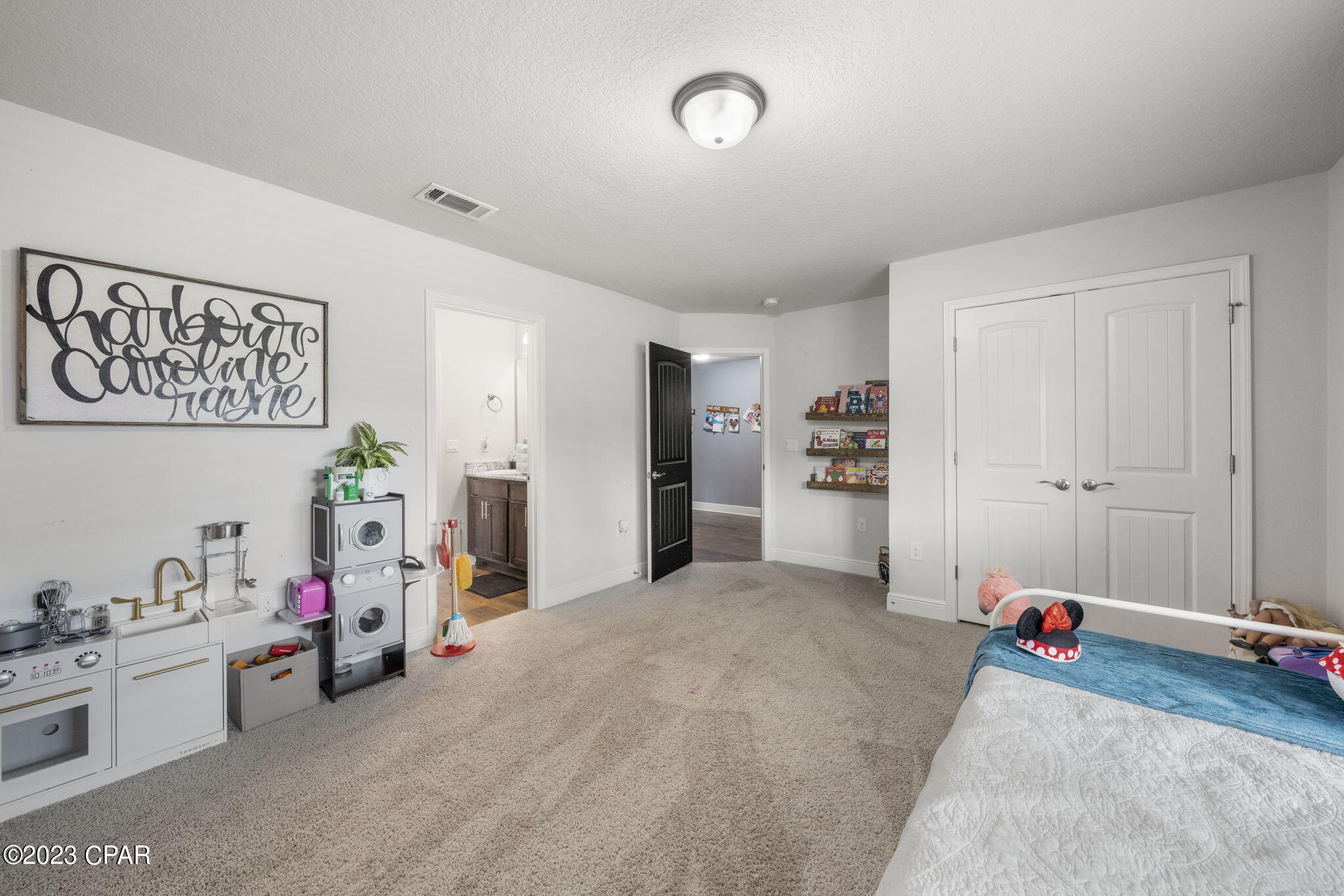 119 Lake Merial Trail