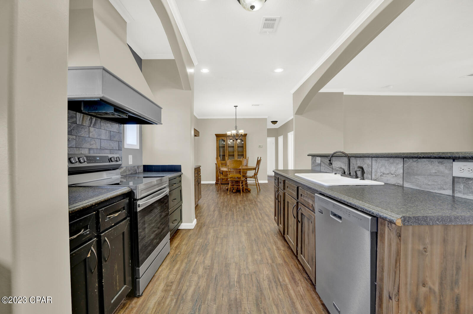 6011 Jaycee Drive