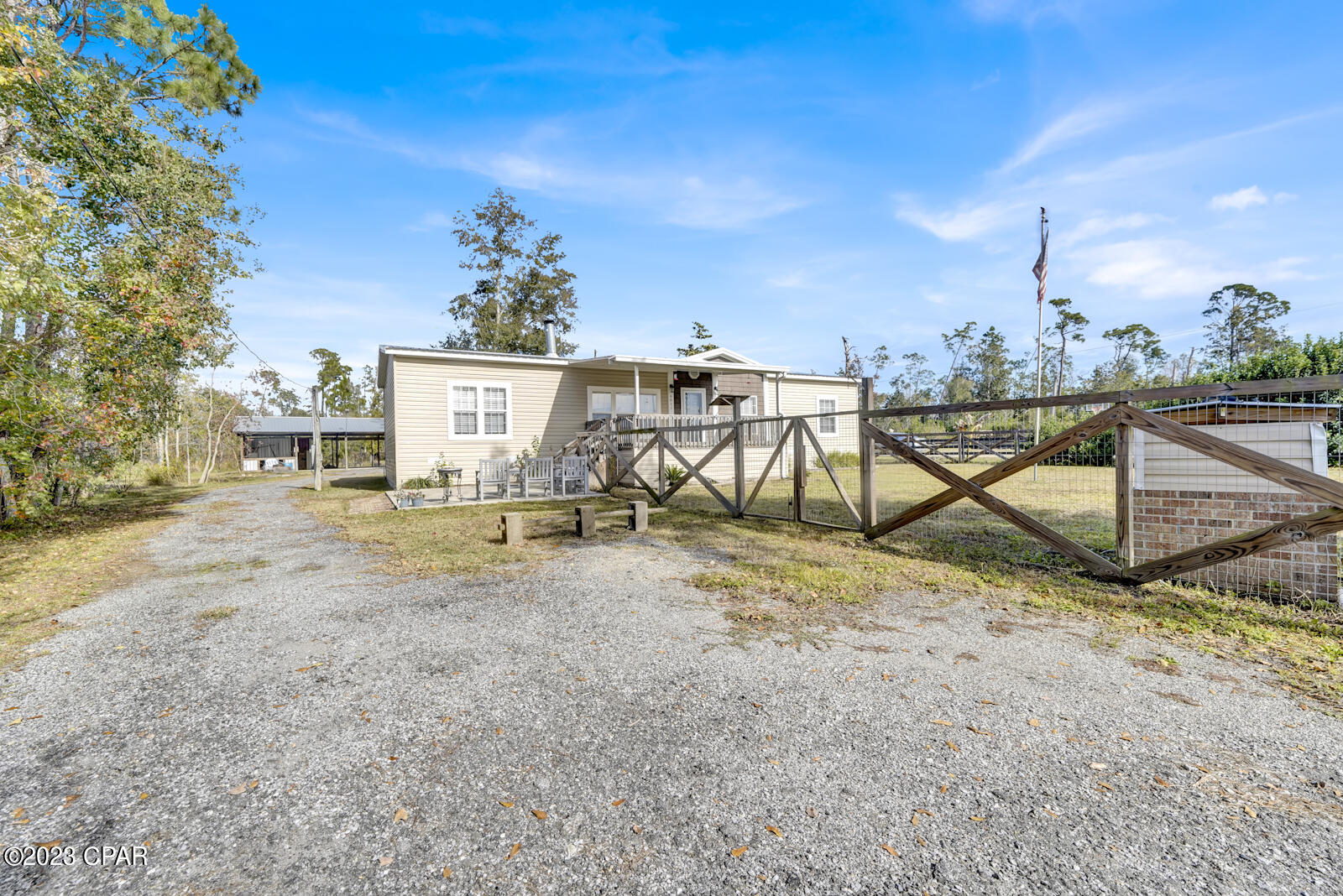 6011 Jaycee Drive
