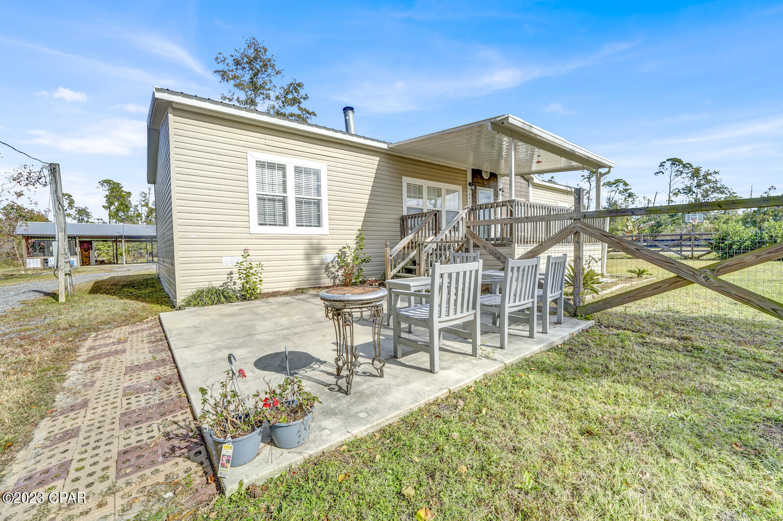 6011 Jaycee Drive