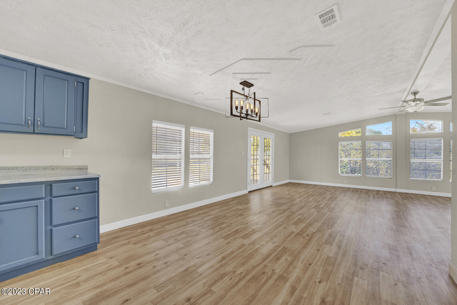 8811 Crook Hollow Road