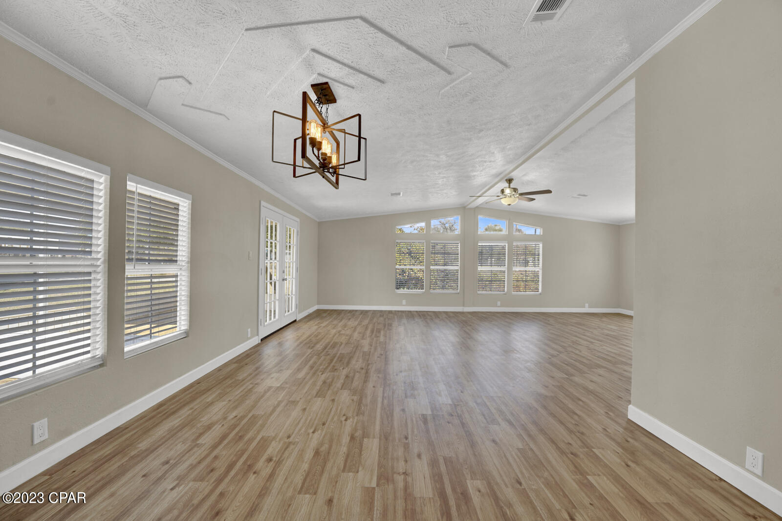 8811 Crook Hollow Road