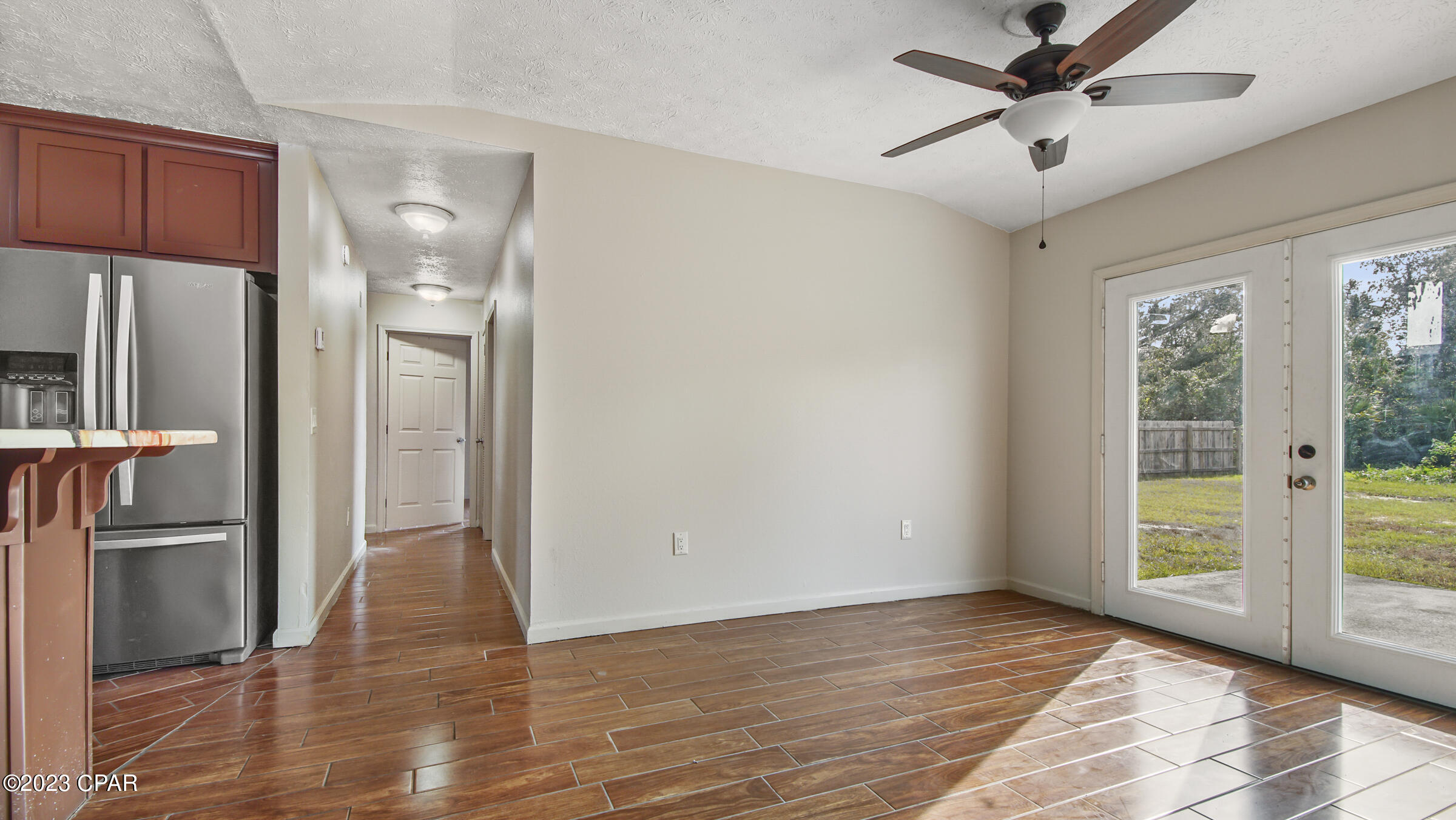 2012 E 8th Street