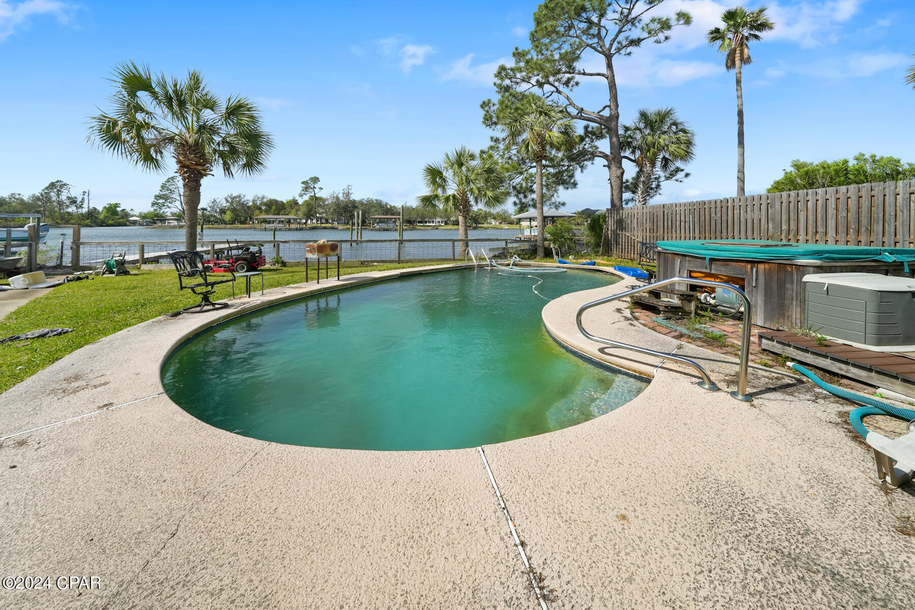 705 Driftwood Drive