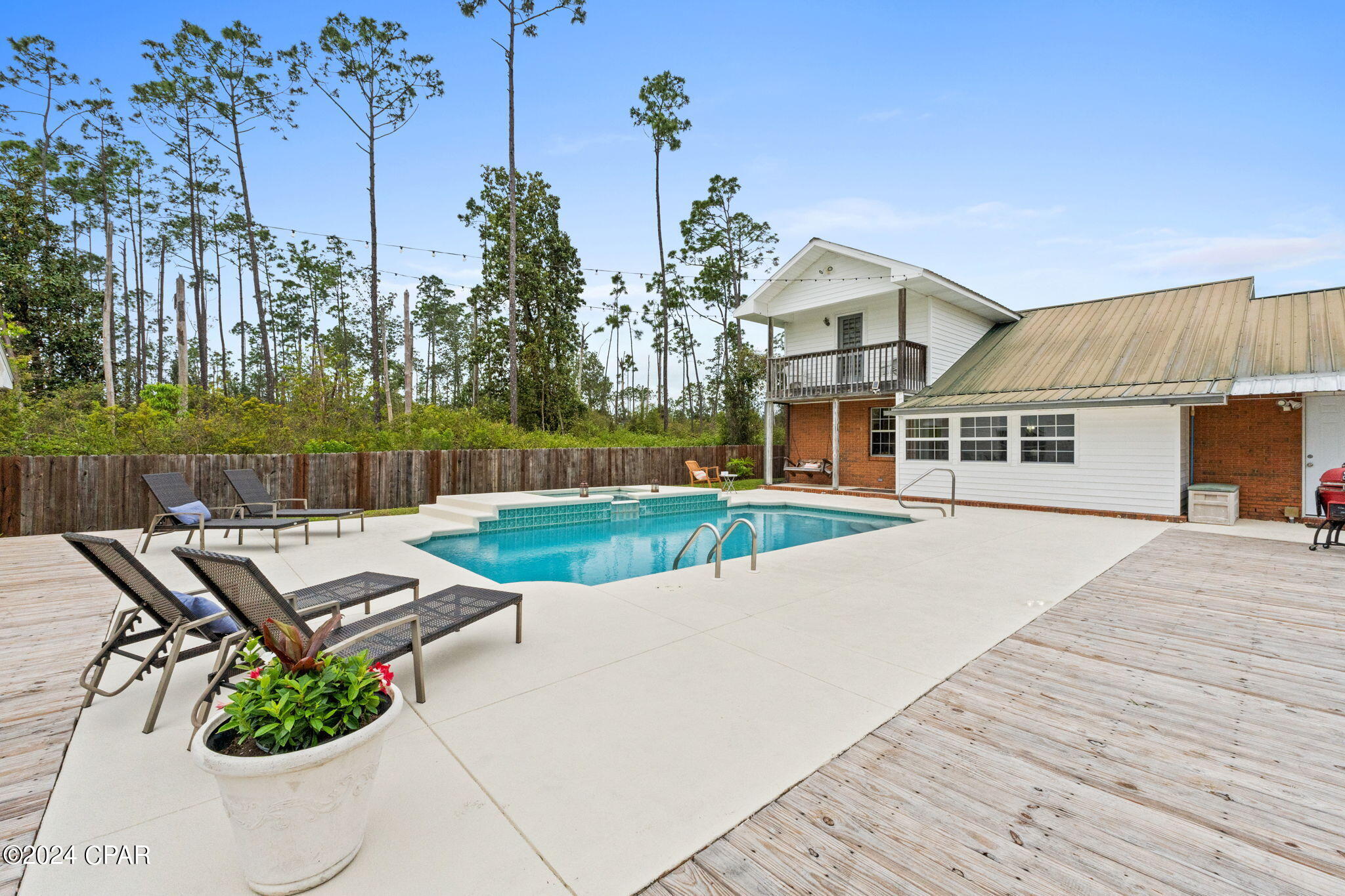 574 Shoreline Drive