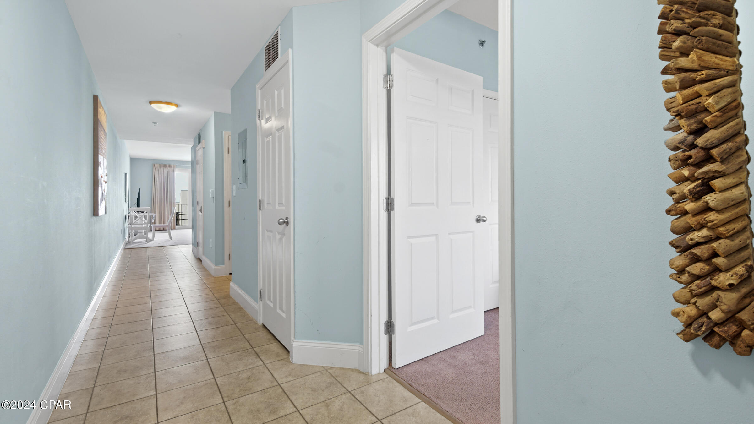 9860 S Thomas Drive 1117