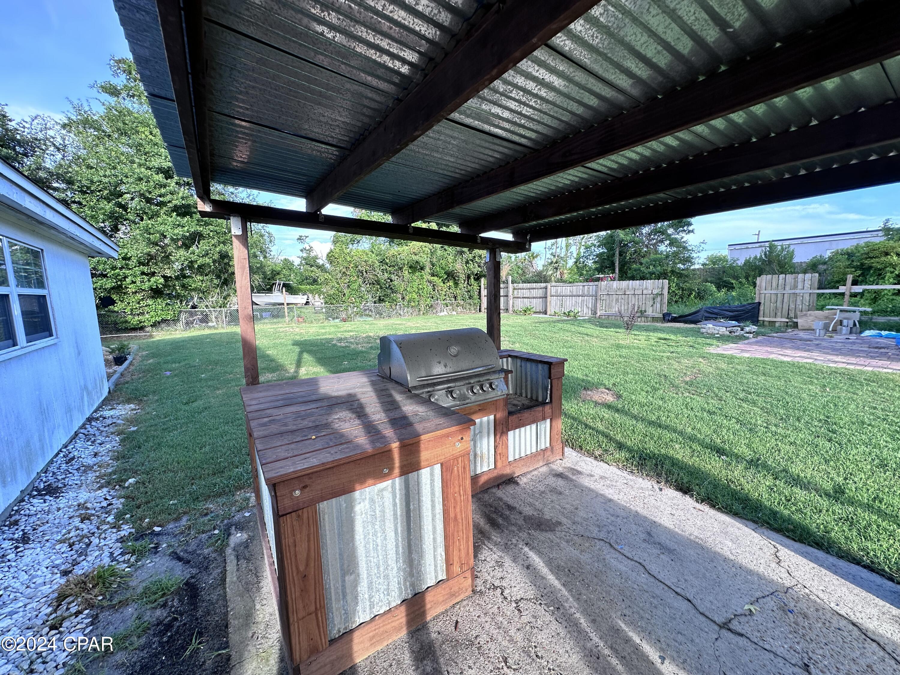 1815 Airport Circle