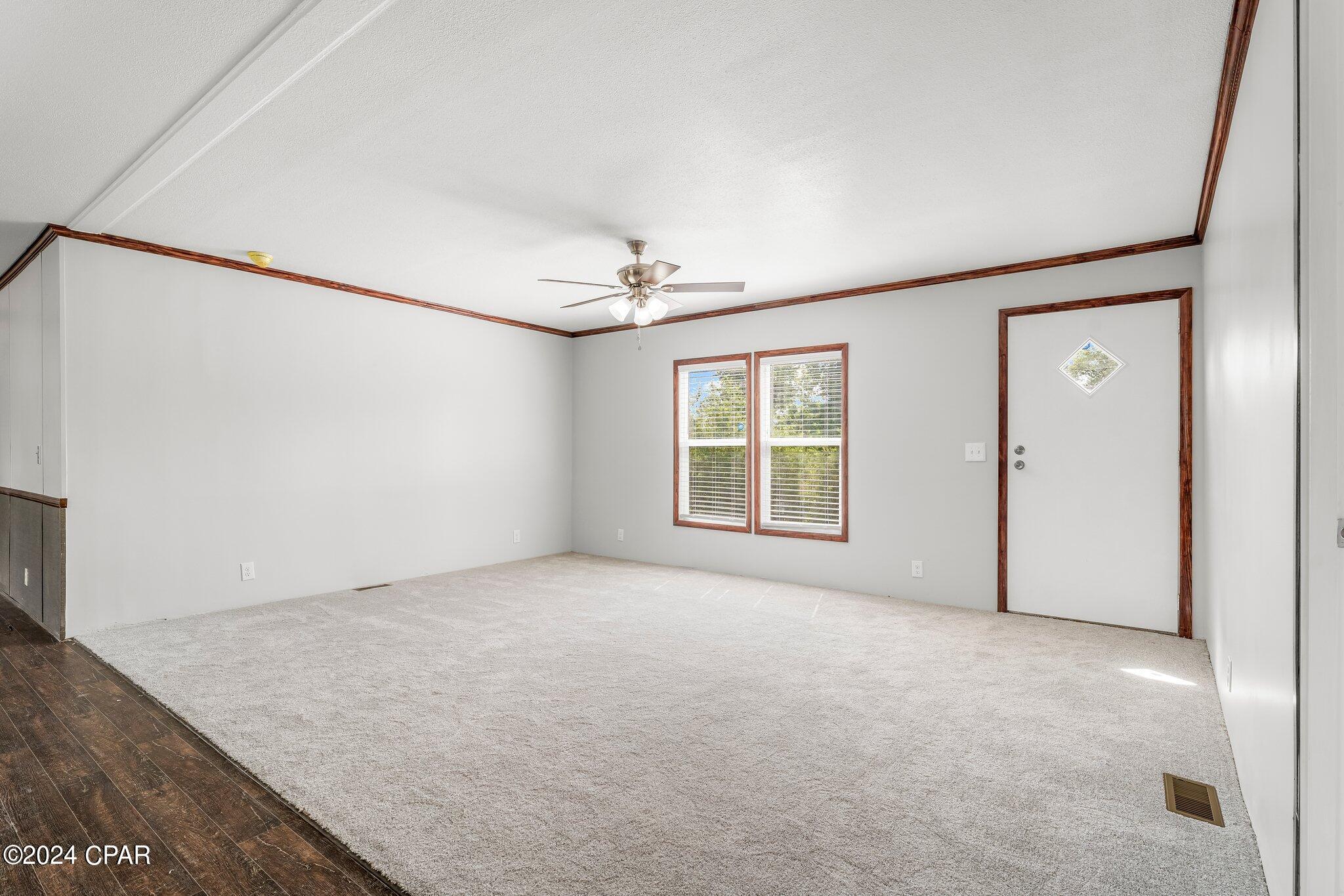 5912 Piza Circle