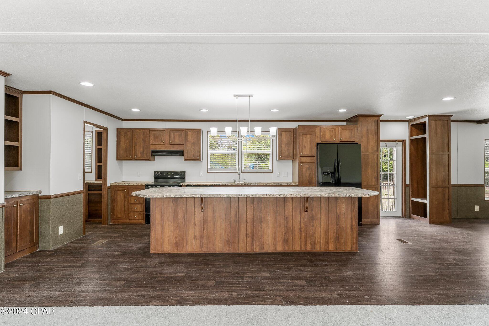 5912 Piza Circle