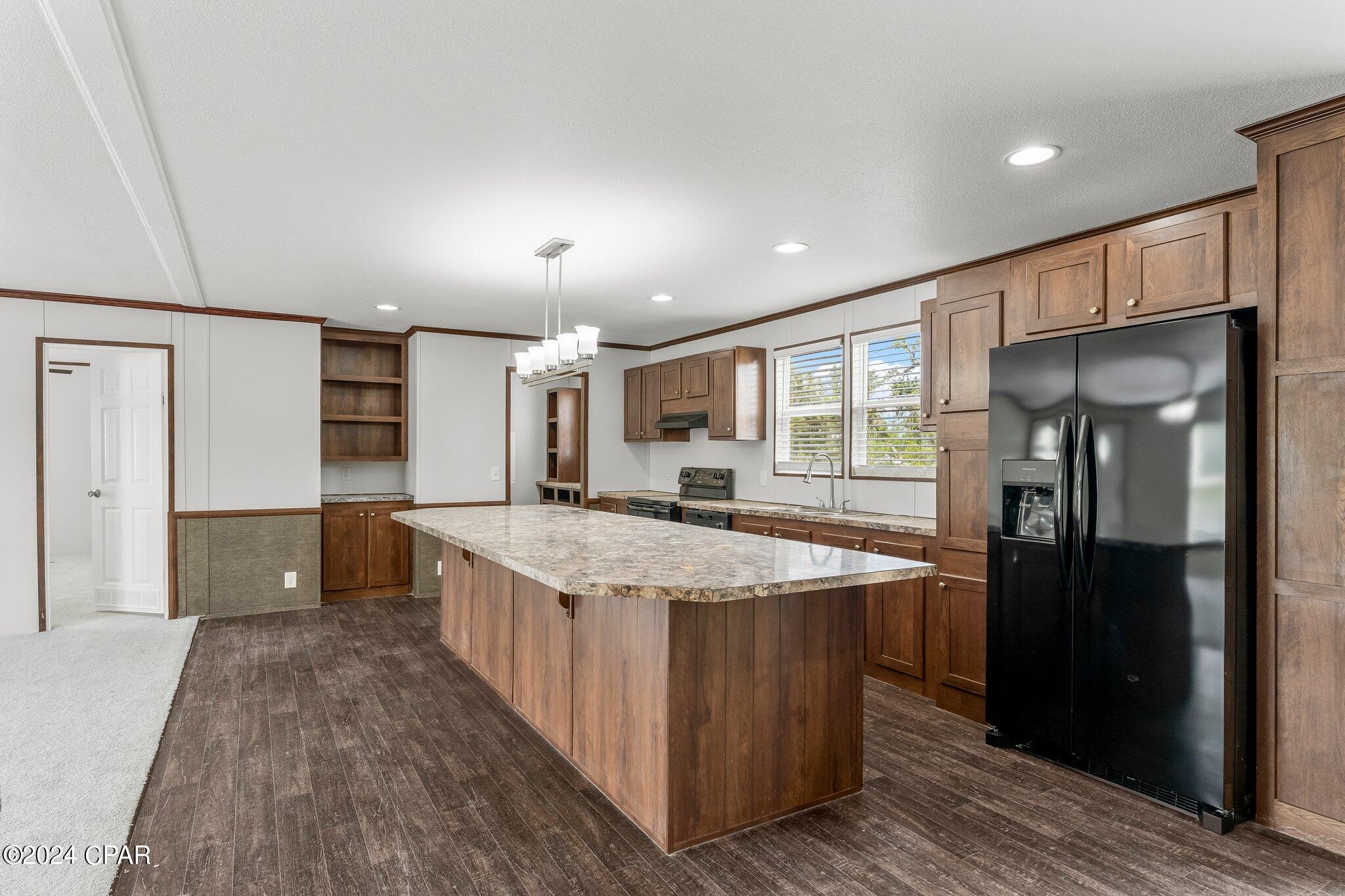 5912 Piza Circle