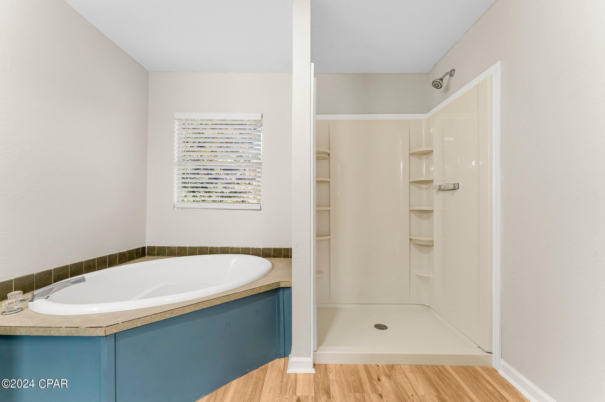 9027 Roadrunner Place